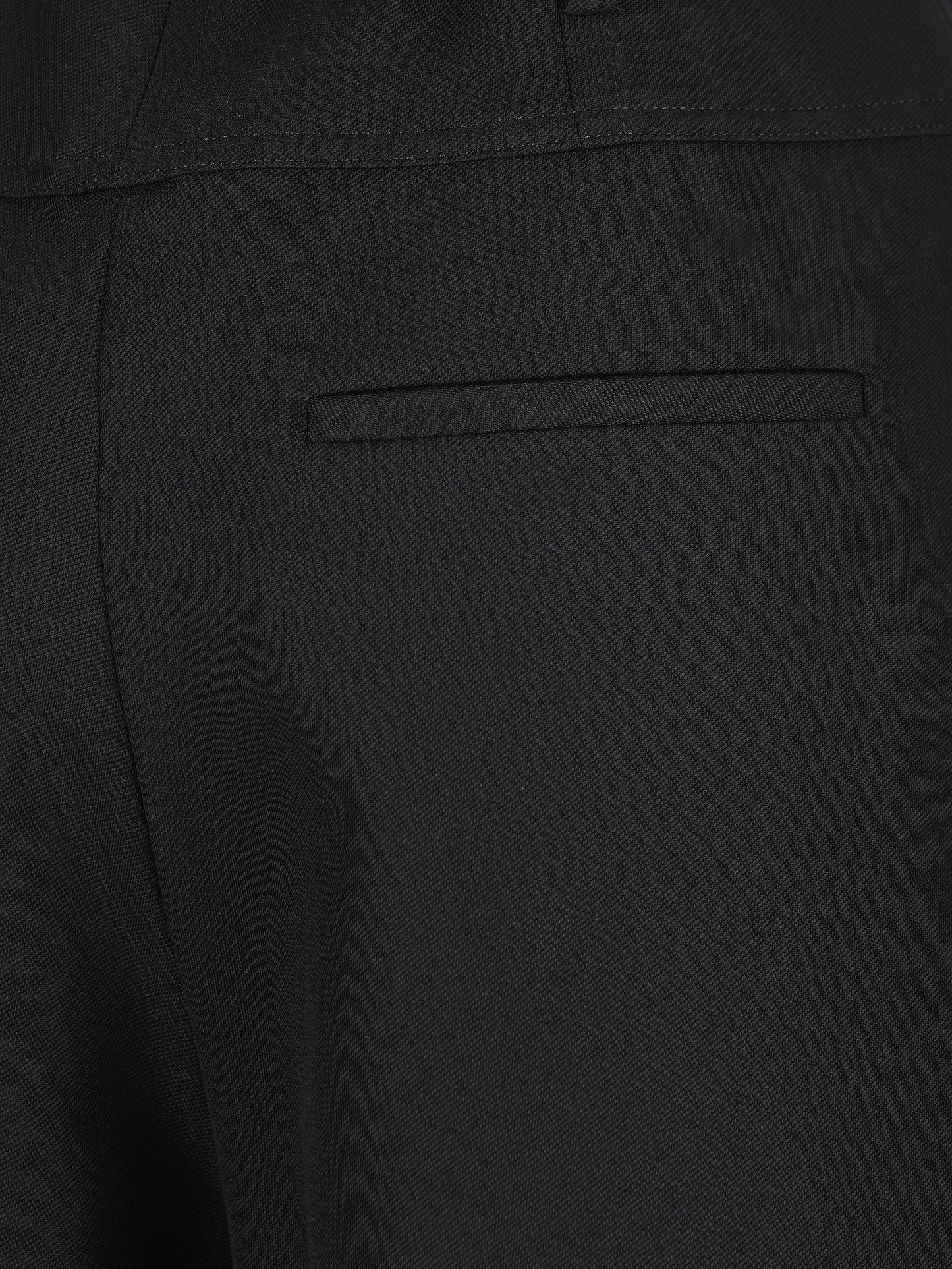 Pantaloni realizzati in lana. FR6673 AJYFF0GME FENDI 