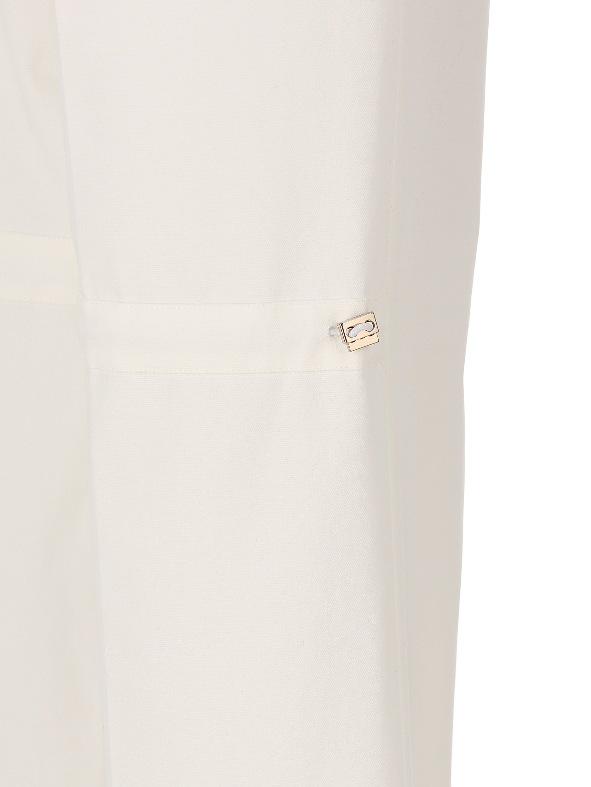 Pantaloni realizzati in cotone. FR6711 AW7QF0ZNM FENDI 