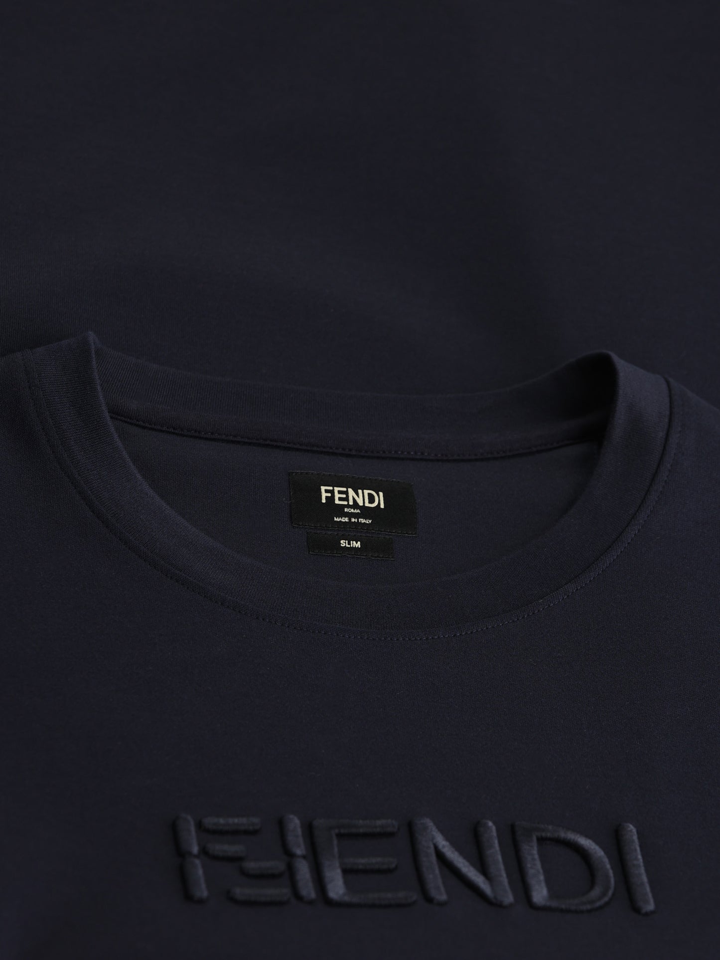 T-Shirt realizzata in cotone. FY1319 AY0GF0PTH FENDI 