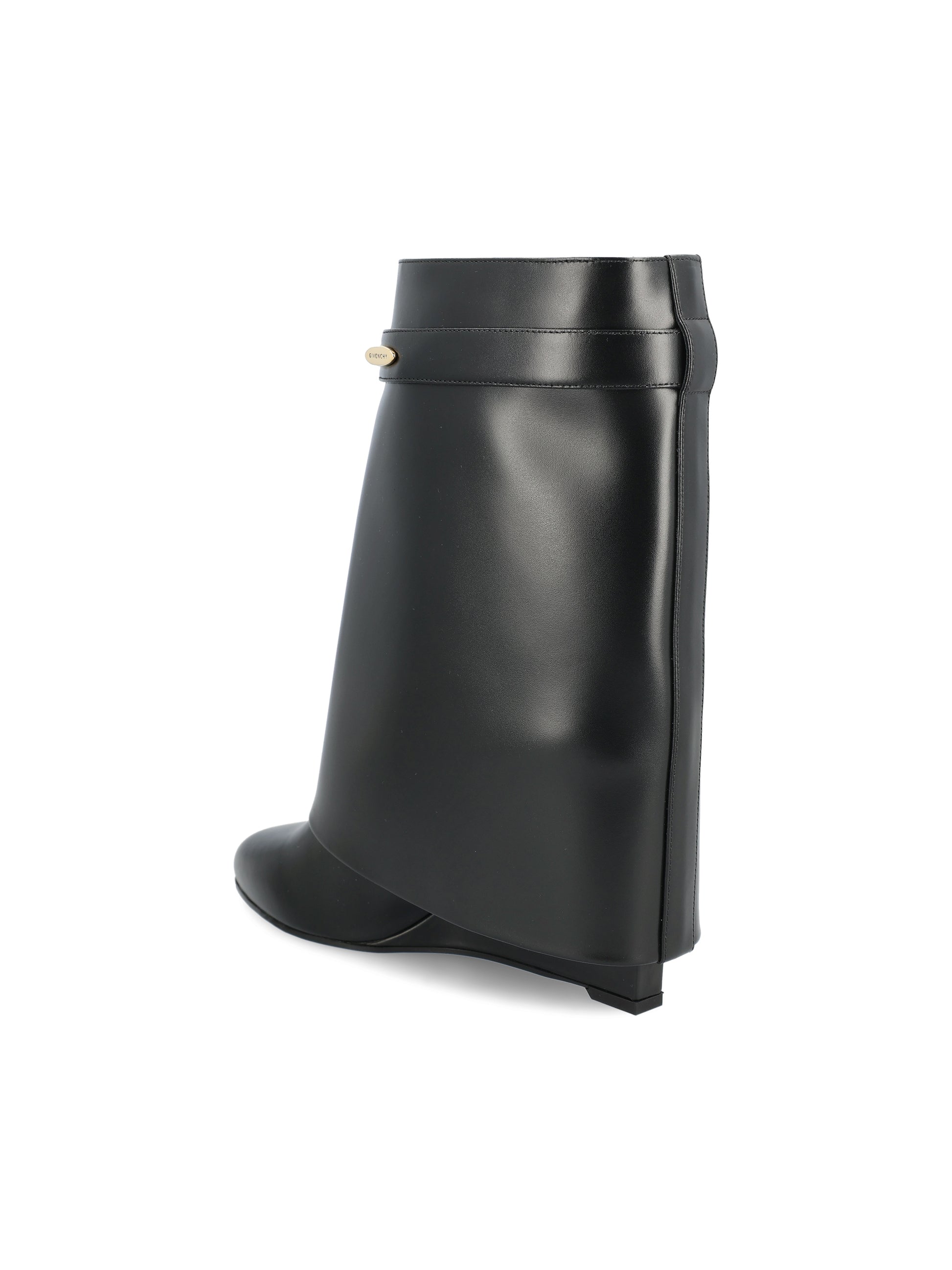 Stivali realizzati in pelle di vitello. BE605LE1J7 001 GIVENCHY 