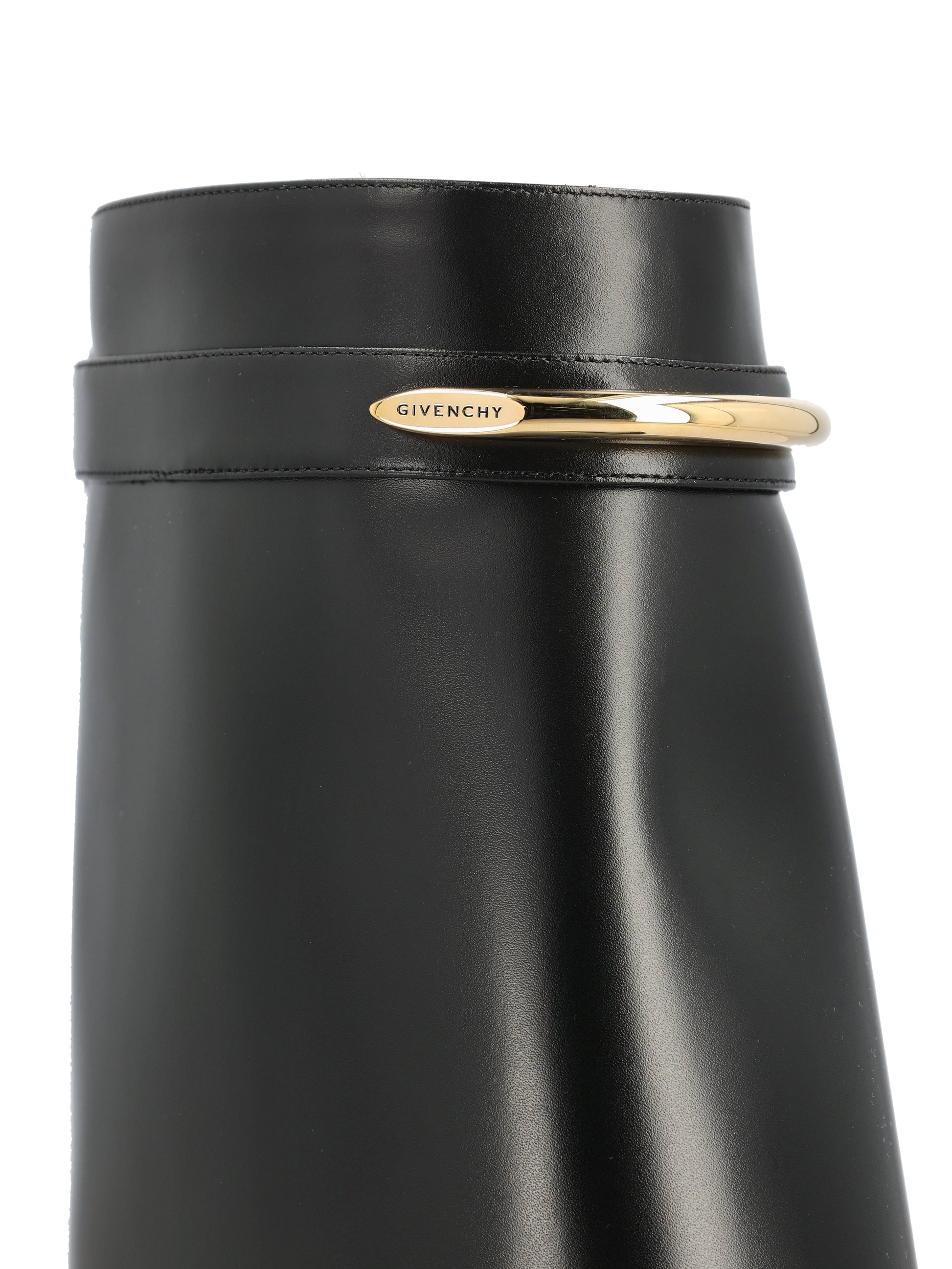 Stivali realizzati in pelle di vitello. BE605LE1J7 001 GIVENCHY 