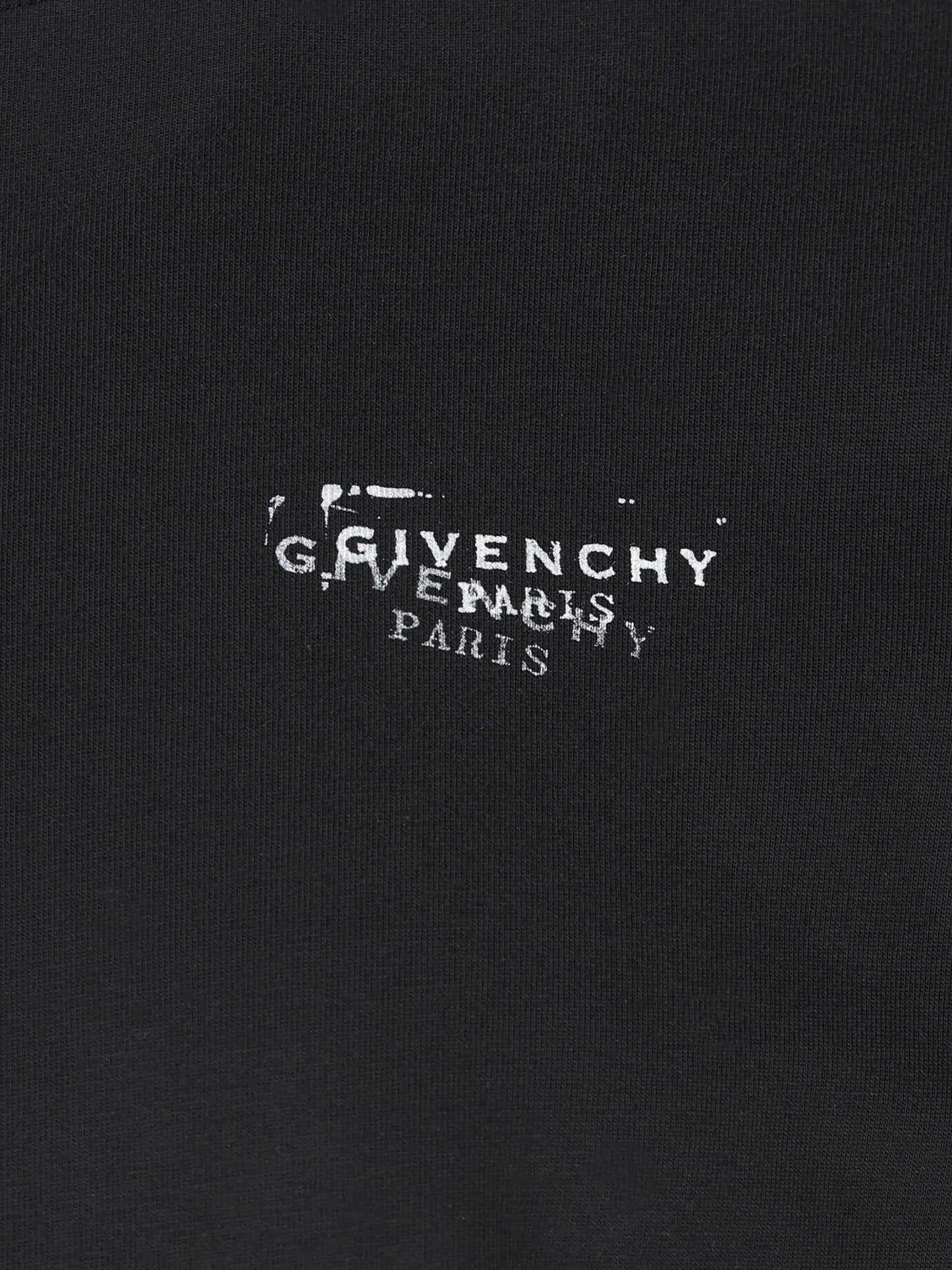 T-Shirt realizzata in cotone. BM71NK3YSA 001 GIVENCHY 