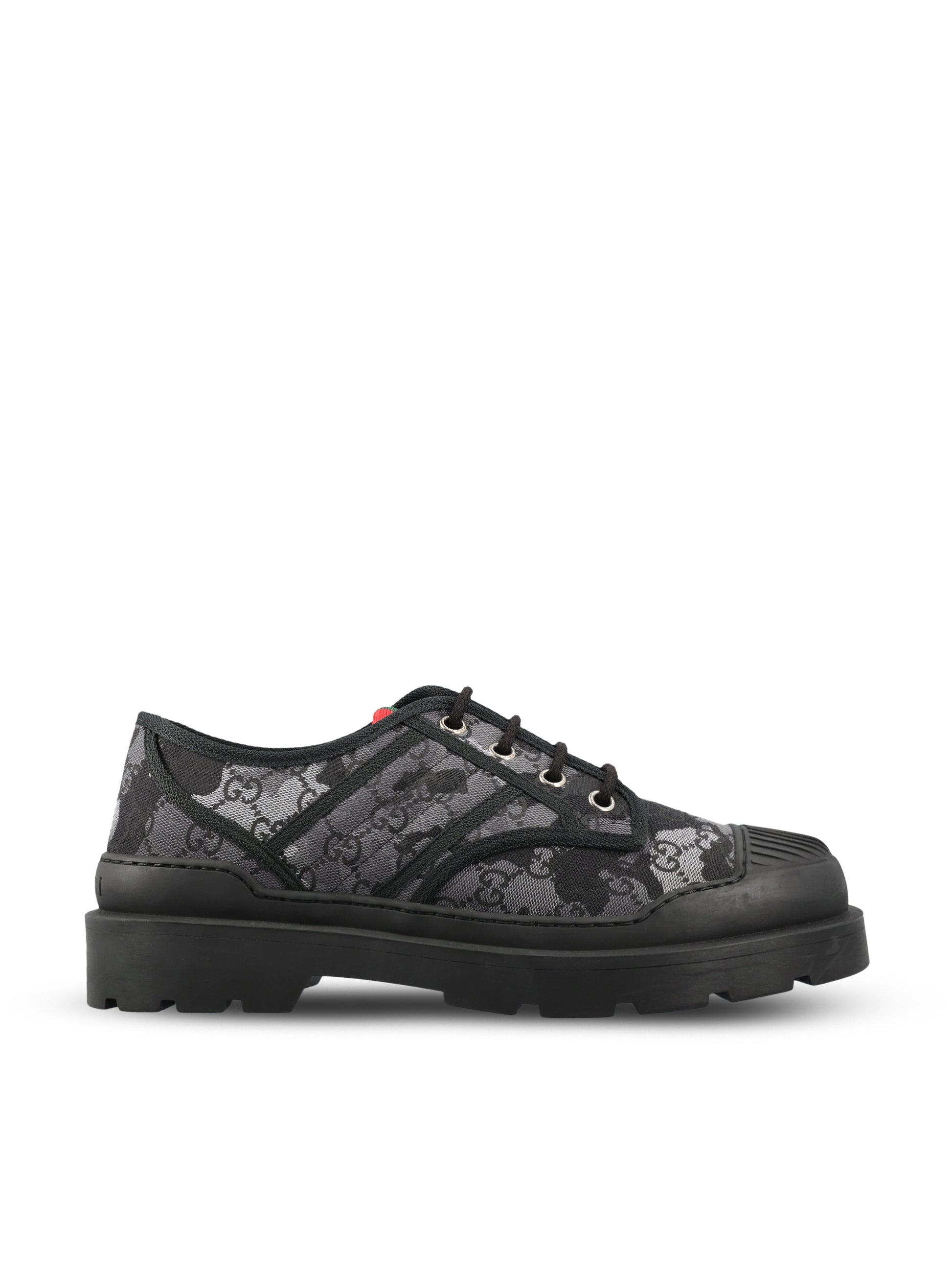 Stringata realizzata in tessuto GG. 848027 FAFLX8466 GUCCI 