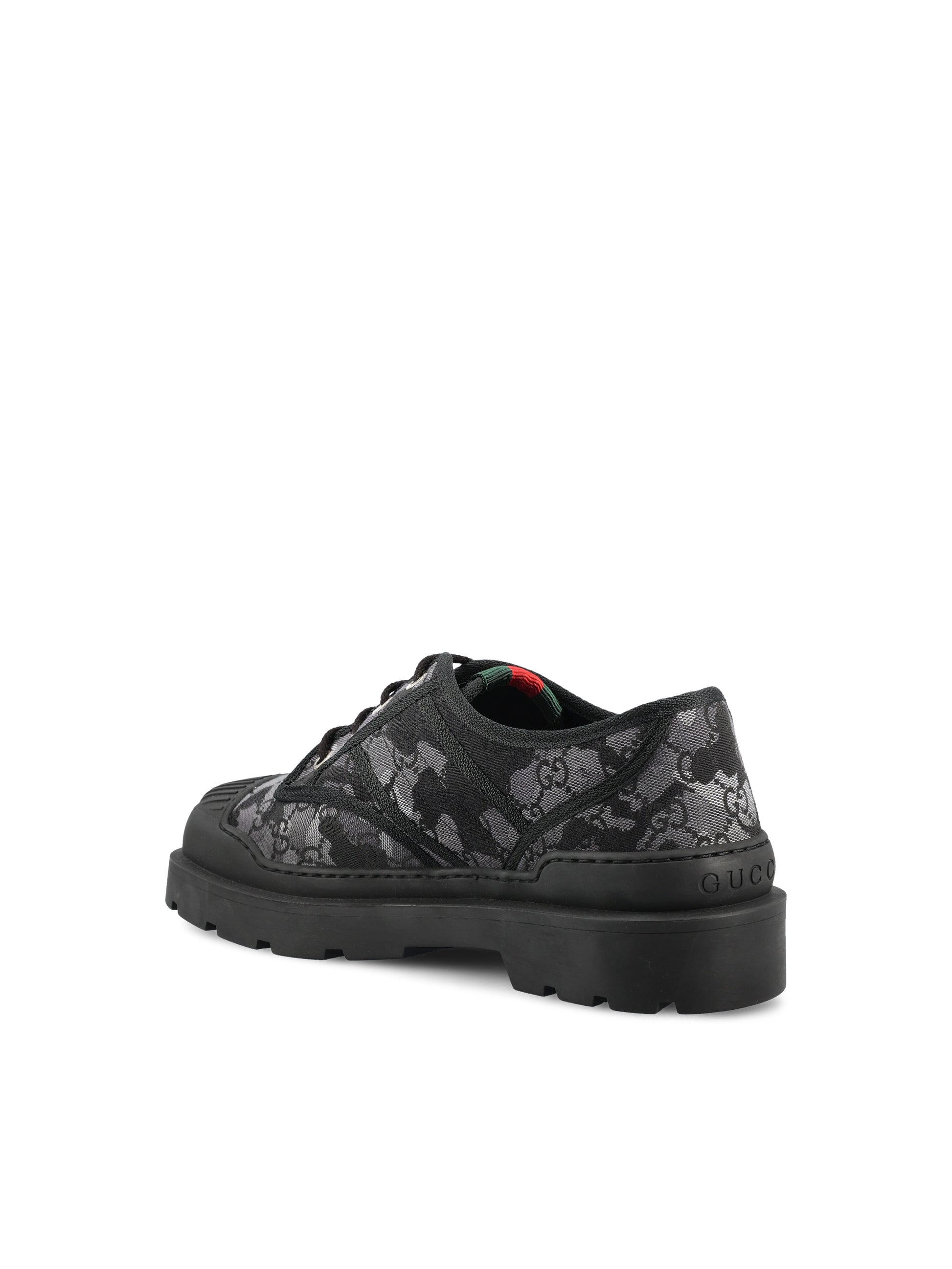 Stringata realizzata in tessuto GG. 848027 FAFLX8466 GUCCI 