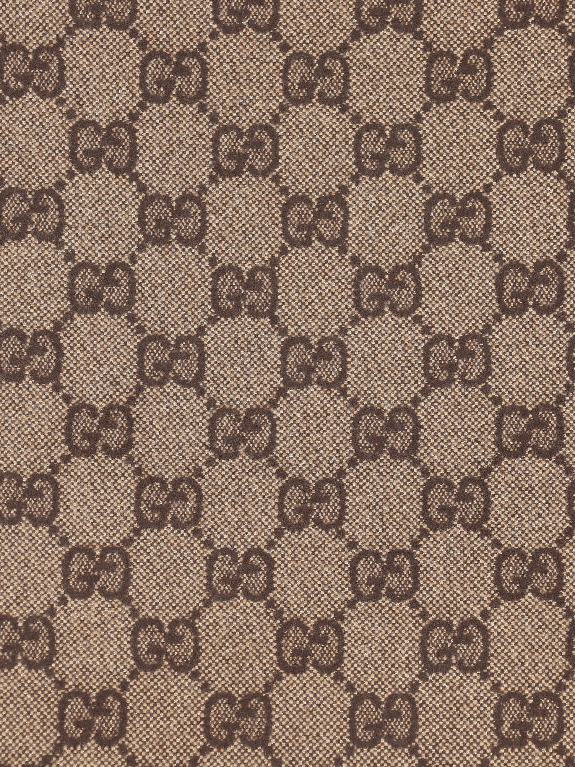 Sciarpa realizzata in cashmere. 853213 3GAMK2564 GUCCI 