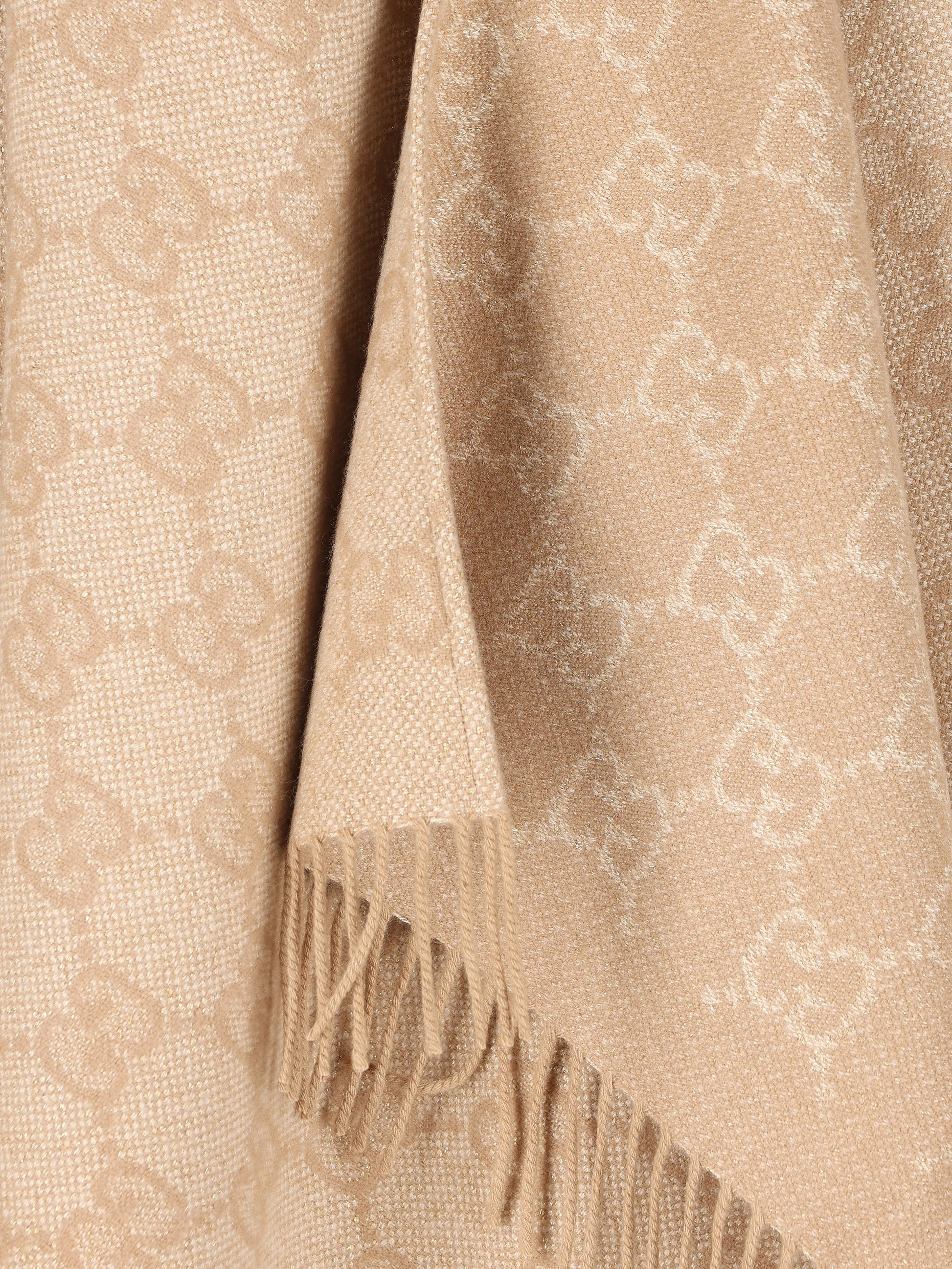 Mantella realizzata in cashmere. 853216 3GAMK9079 GUCCI 