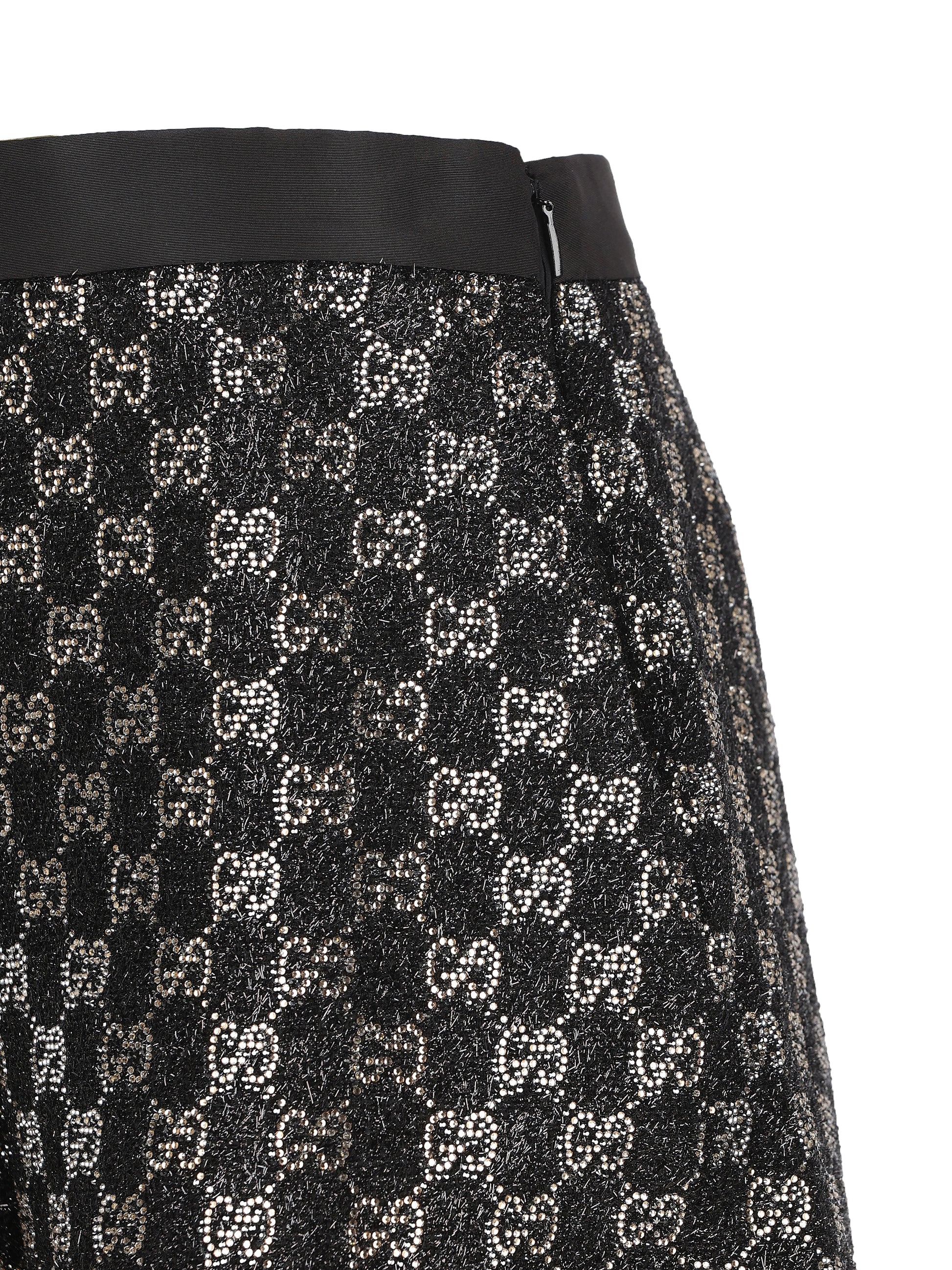Shorts realizzati in tweed di lana. 853382 ZARWY1000 GUCCI 