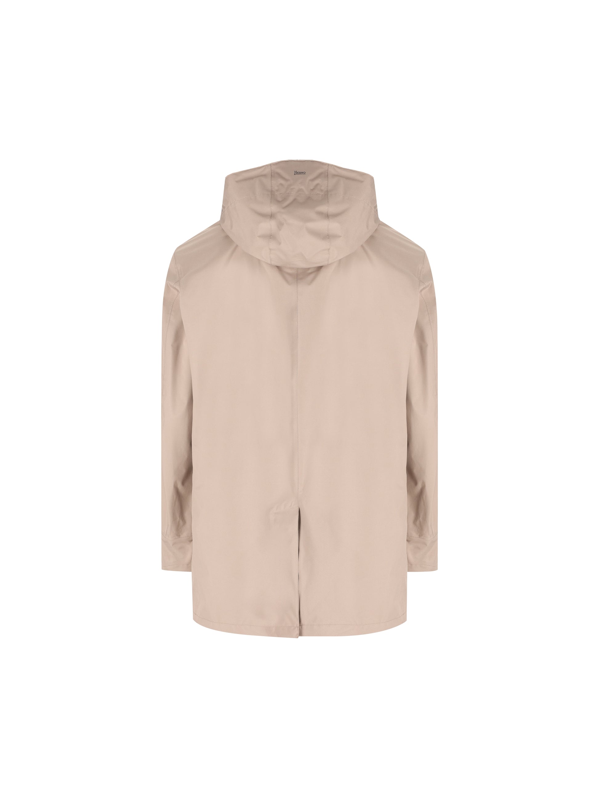 Giacca realizzata in poliestere. IM000349U 128362600 HERNO 