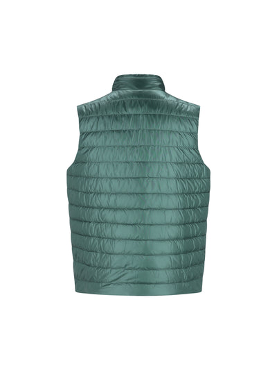 Gilet reversibile realizzato in poliammide. PI001320U 12020Z7892 HERNO 