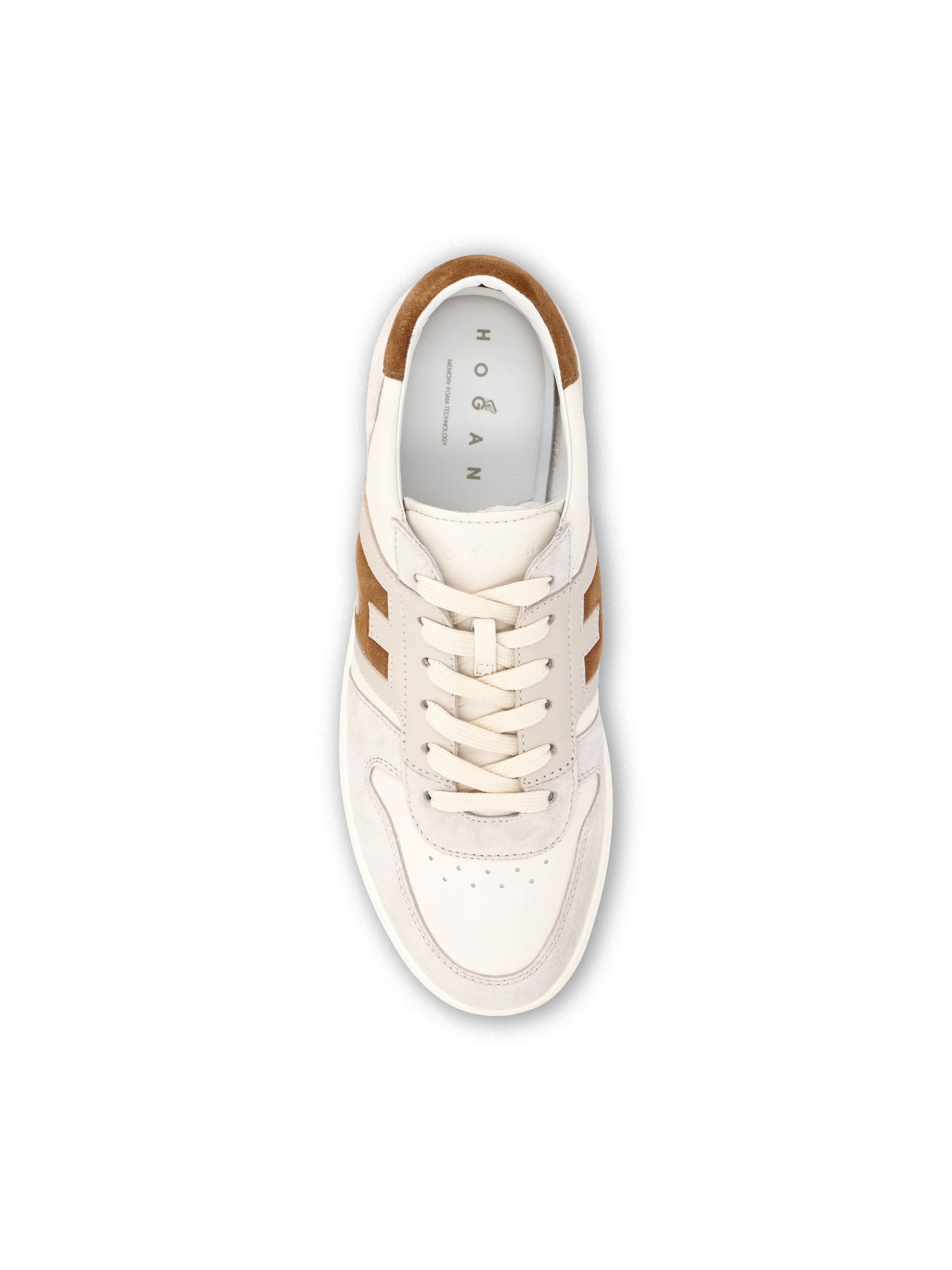 Sneakers realizzate in pelle scamosciata. HXM6680FZ00UHC 687M HOGAN 