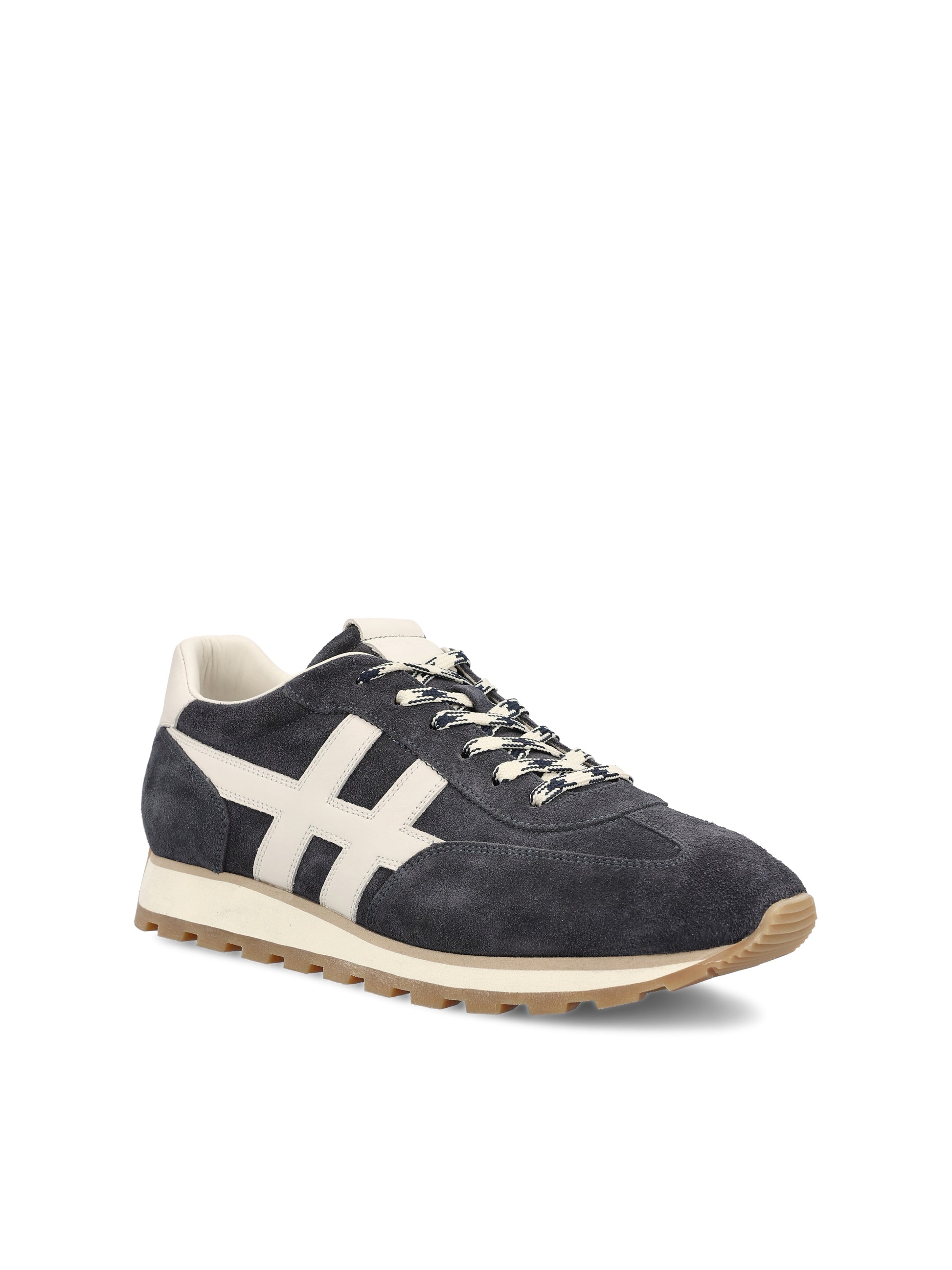 Sneakers realizzate in pelle scamosciata. HXM7010FZ80UHO 01VU HOGAN 