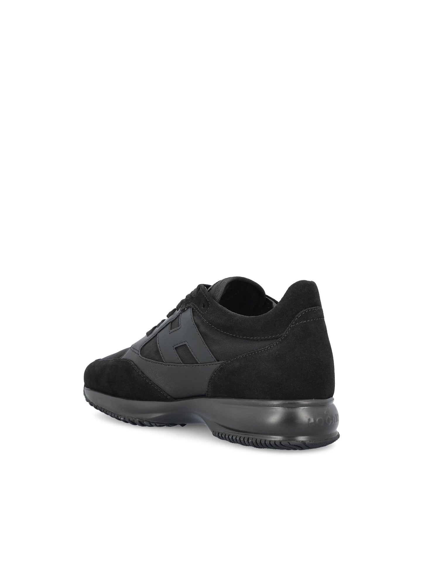Sneakers realizzate in pelle scamosciata. HXW7130GC80UZA B999 HOGAN 