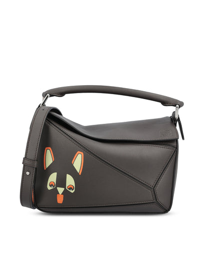 Borsa realizzata in pelle di vitello. A510S21XCH 3590 LOEWE 