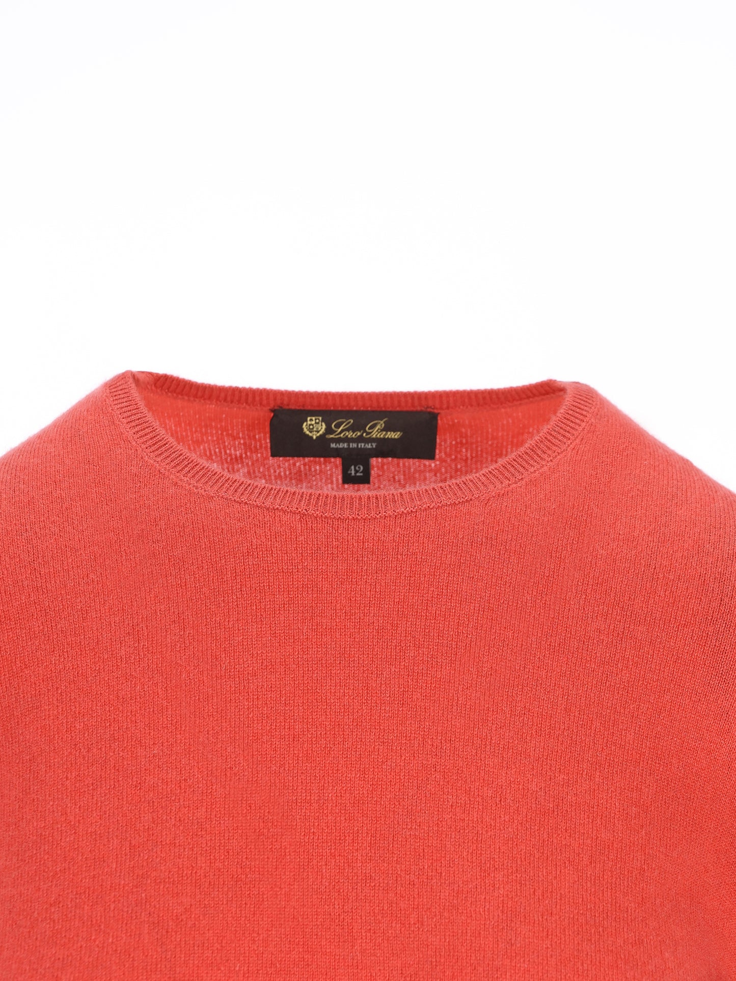 Girocollo realizzato in cashmere. FAQ4508 R0FO LORO PIANA 