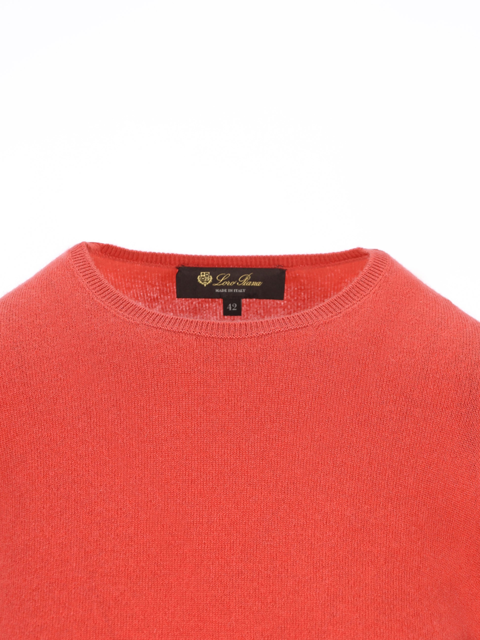 Girocollo realizzato in cashmere. FAQ4508 R0FO LORO PIANA 