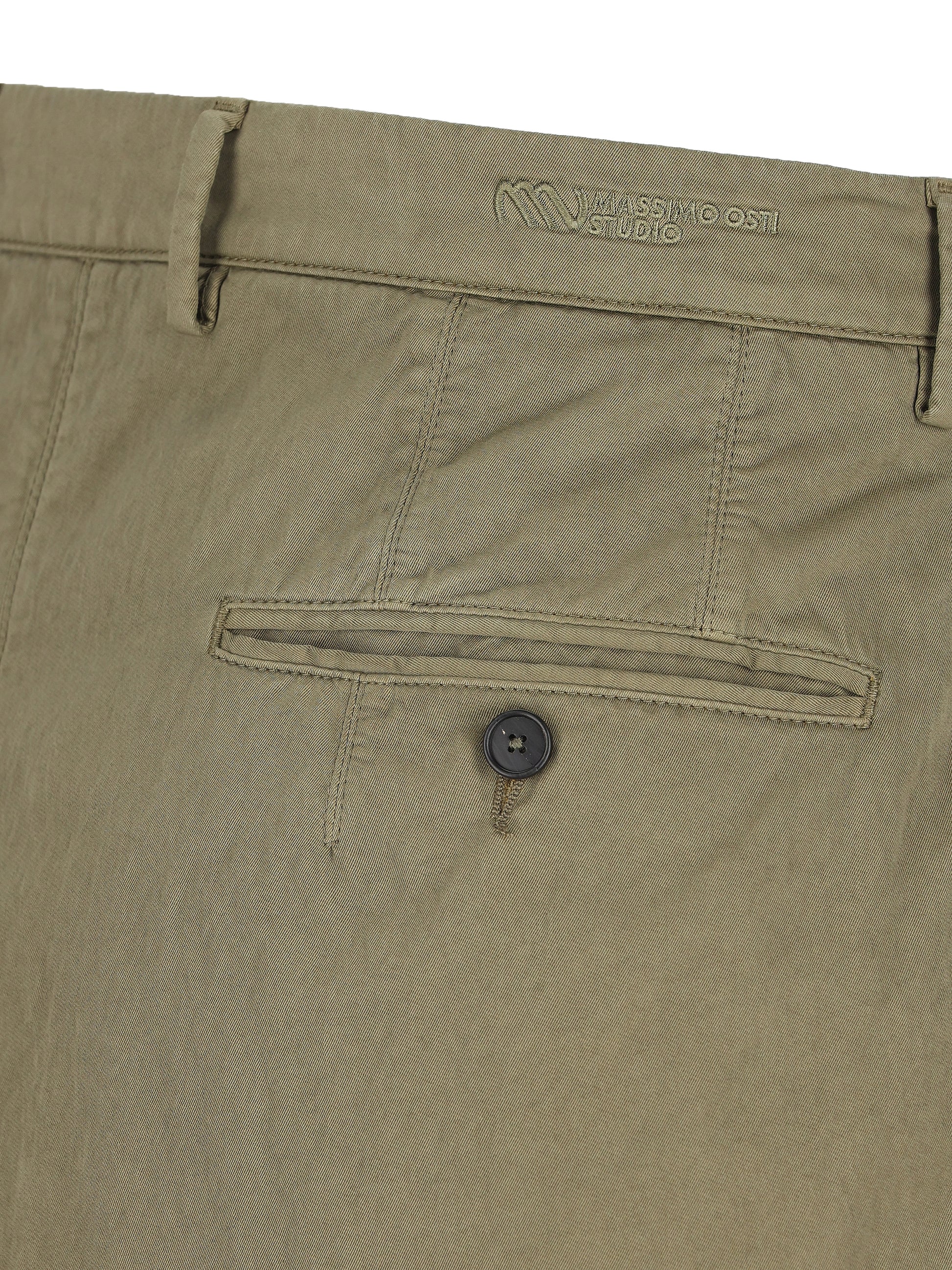 Pantaloni realizzati in cotone. MPA104A11 0500G652 MASSIMO OSTI STUDIO 