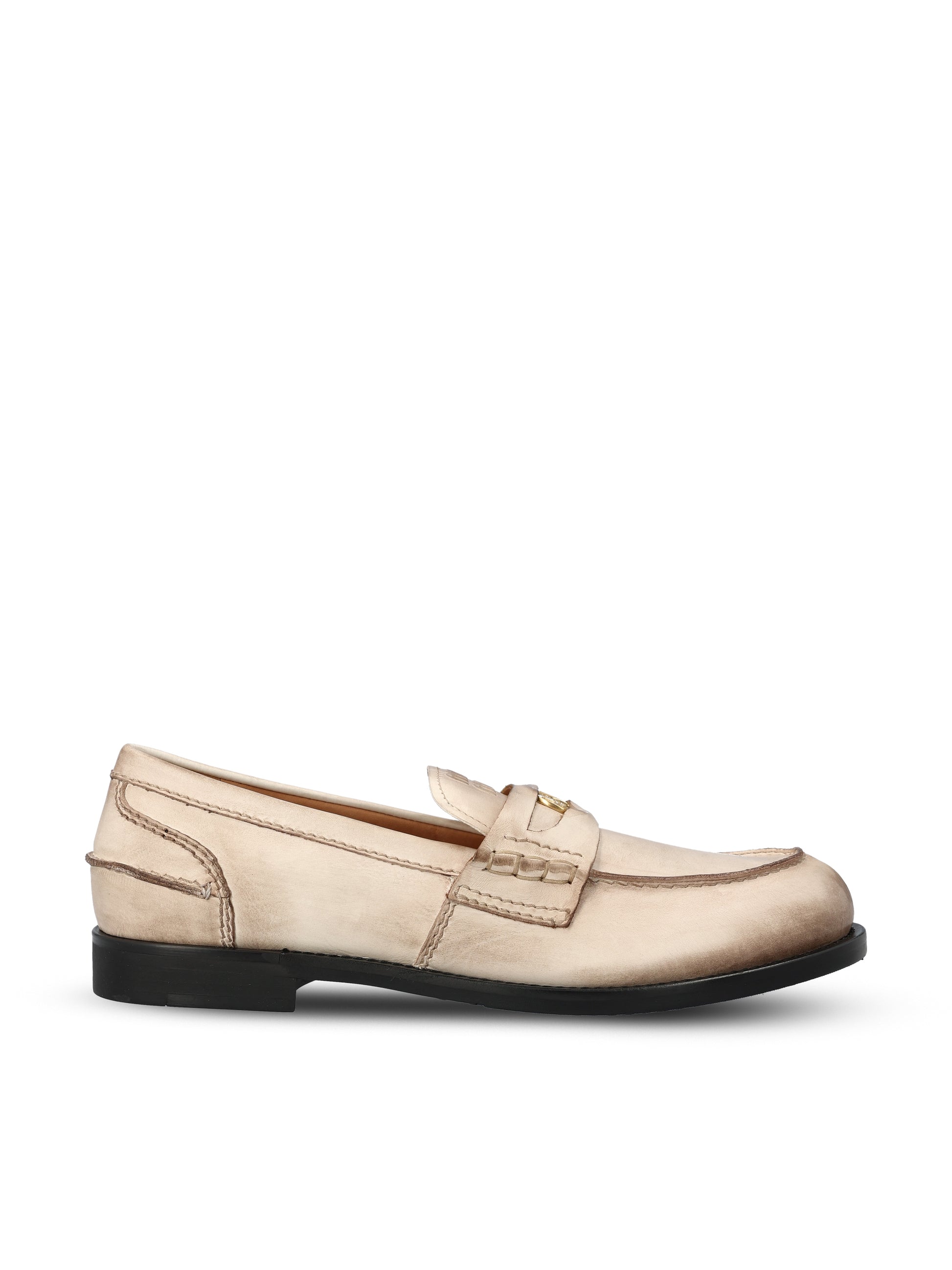 Mocassini realizzati in pelle di vitello. 5D773D 537F0304 MIU MIU 