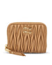 Portamonete realizzato in pelle di agnello. 5MM268 AFPPF098L MIU MIU 