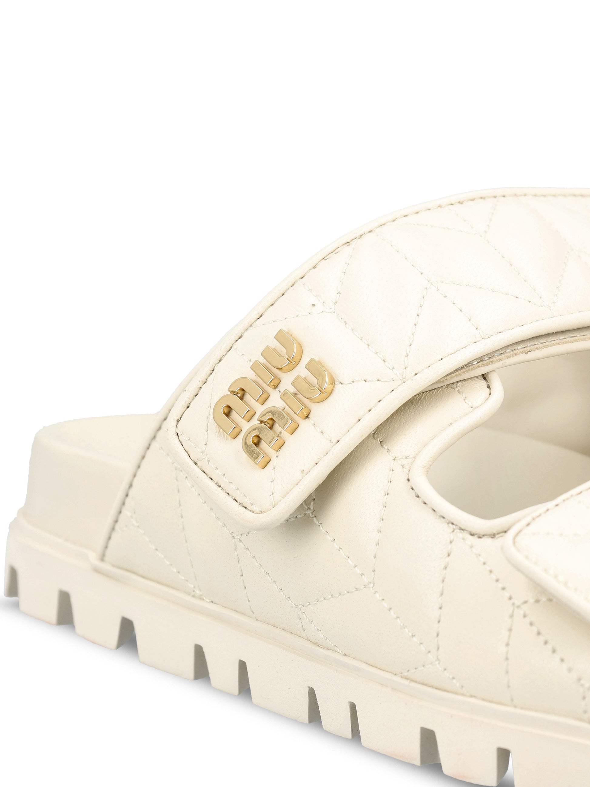 Sandali realizzati in pelle di agnello. 5XX640 88TF0009 MIU MIU 