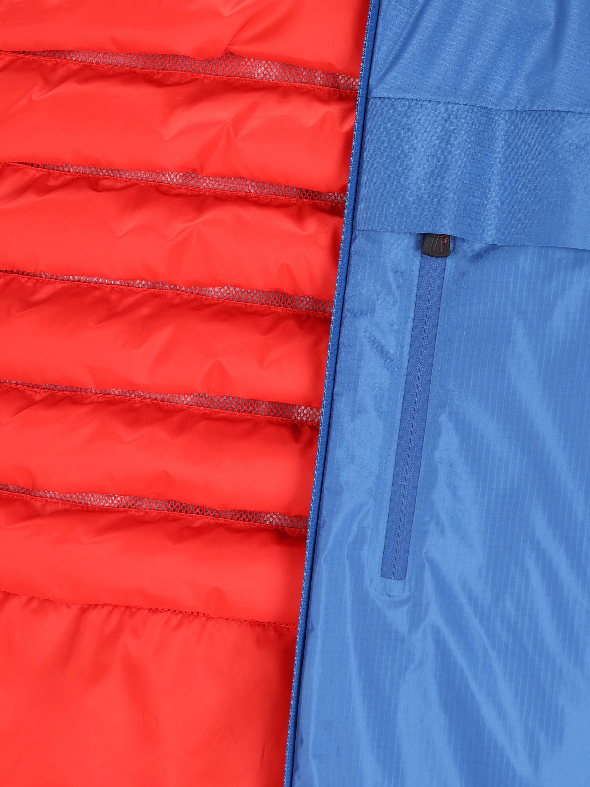 Giacca realizzata in poliammide. M1A00014 5998075C MONCLER GRENOBLE 