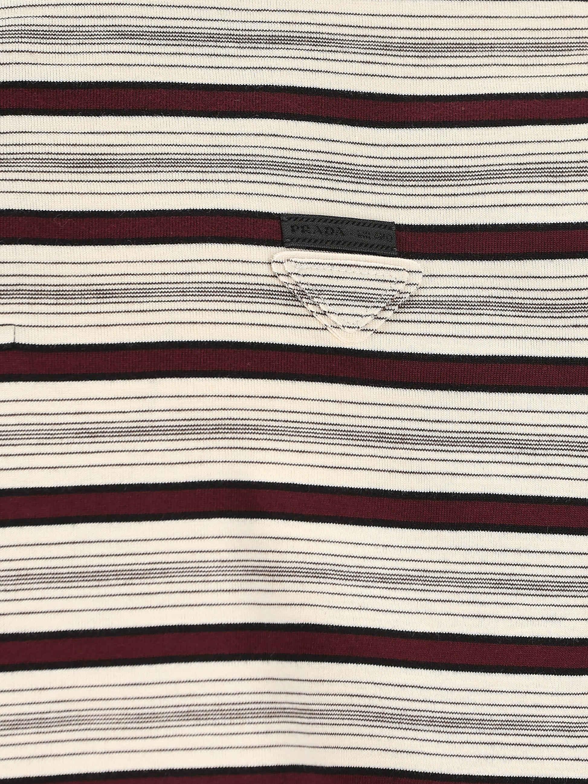 Polo realizzata in cotone. UJN984 19BDF0XPE PRADA 