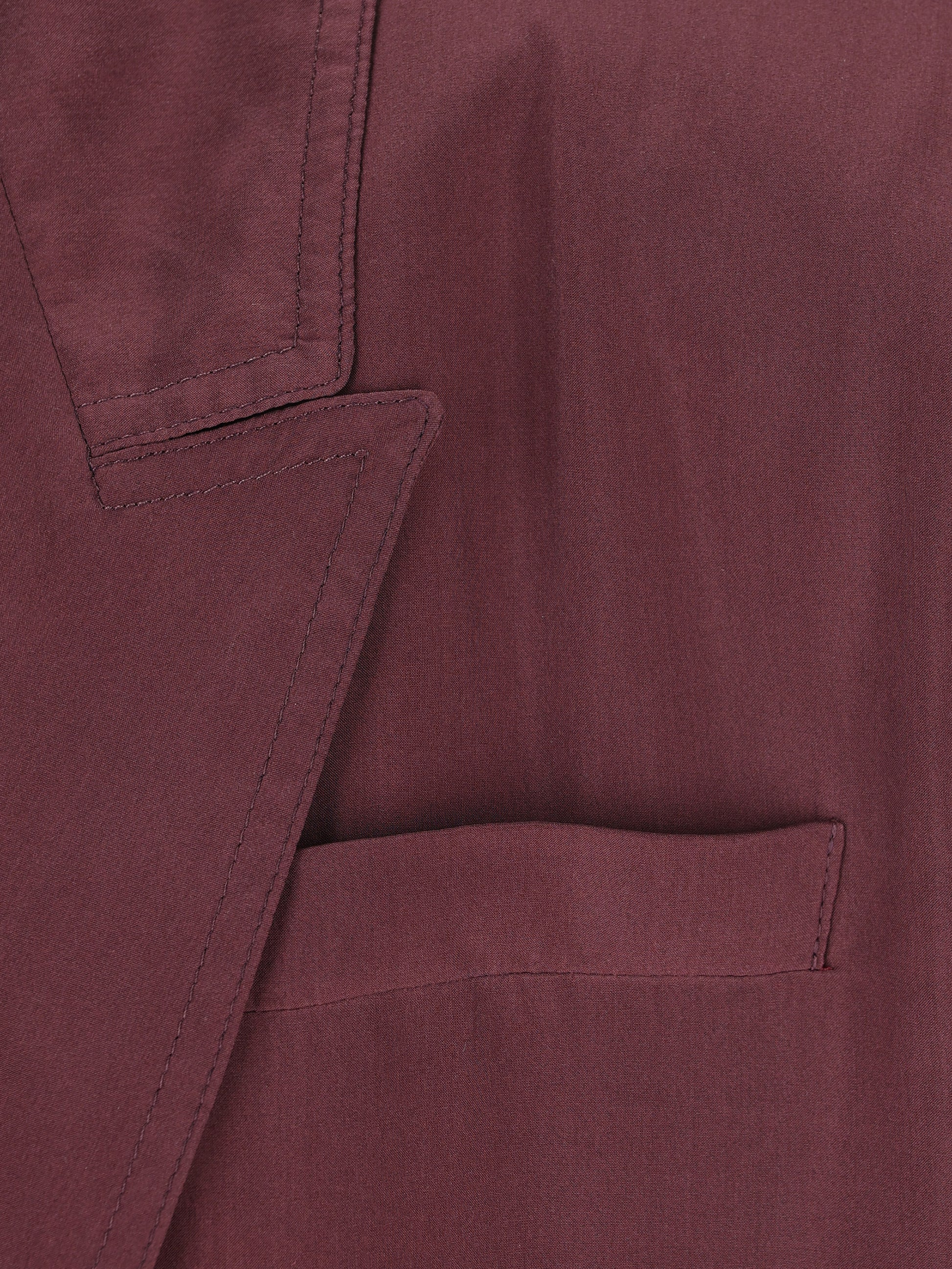 Giacca realizzata in seta. 851026 Y6J785060 SAINT LAURENT 