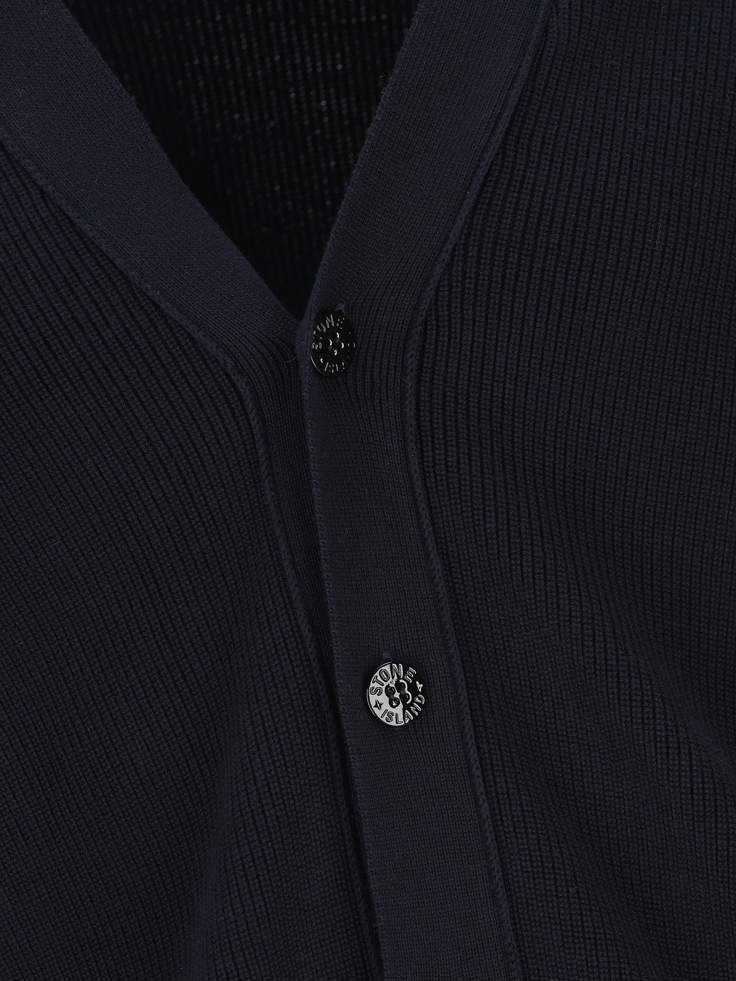 Cardigan realizzato in cotone. 5100009 S00D8V0020 STONE ISLAND 