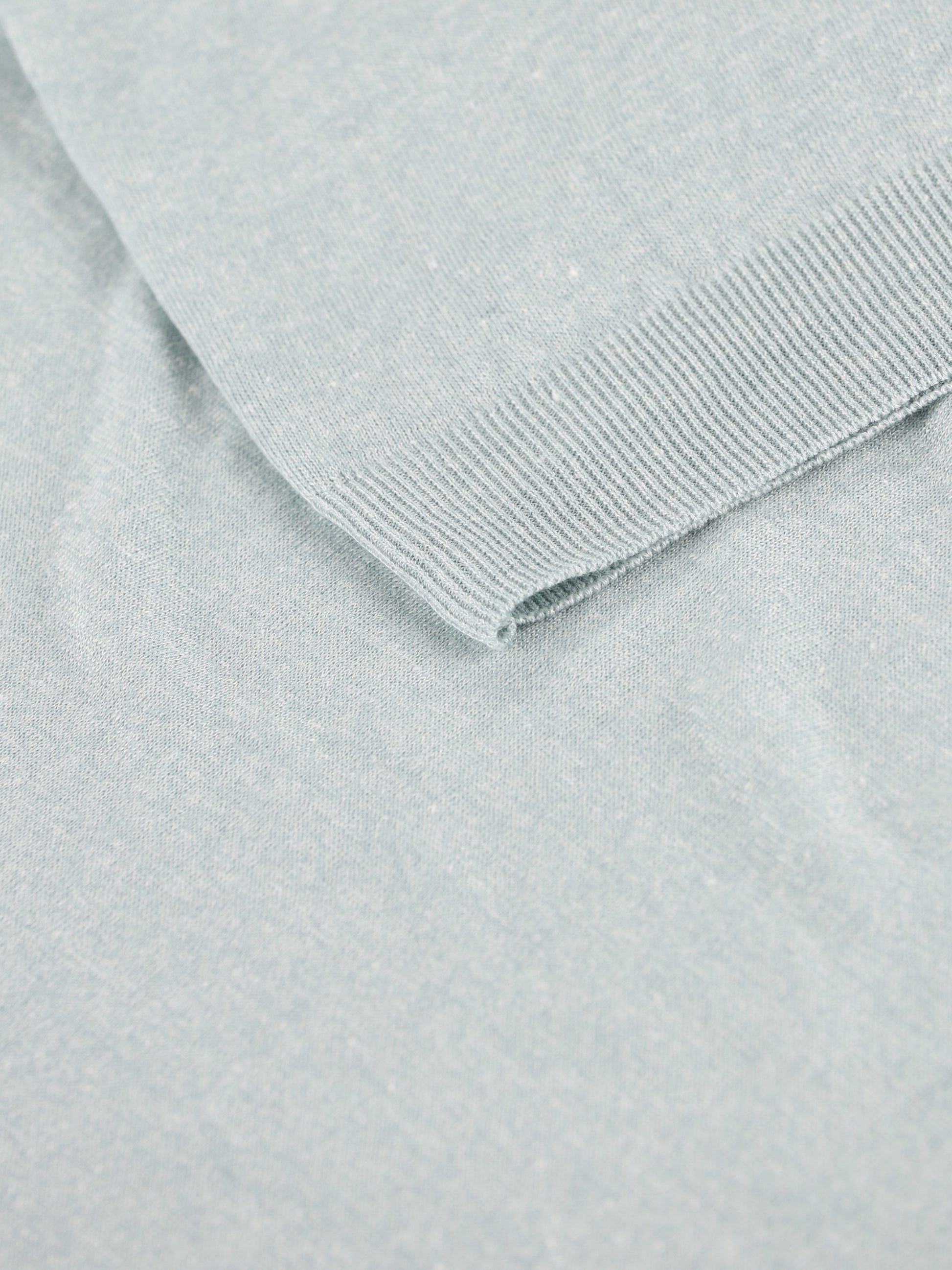 T-Shirt realizzata in lino e cotone. JOSH 430 TAGLIATORE 
