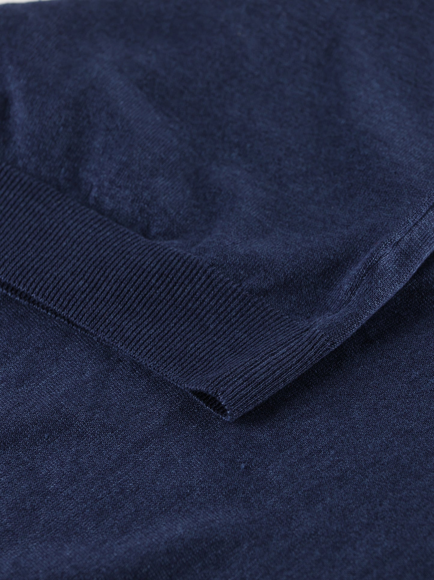 T-Shirt realizzata in lino e cotone. JOSH 598 TAGLIATORE 