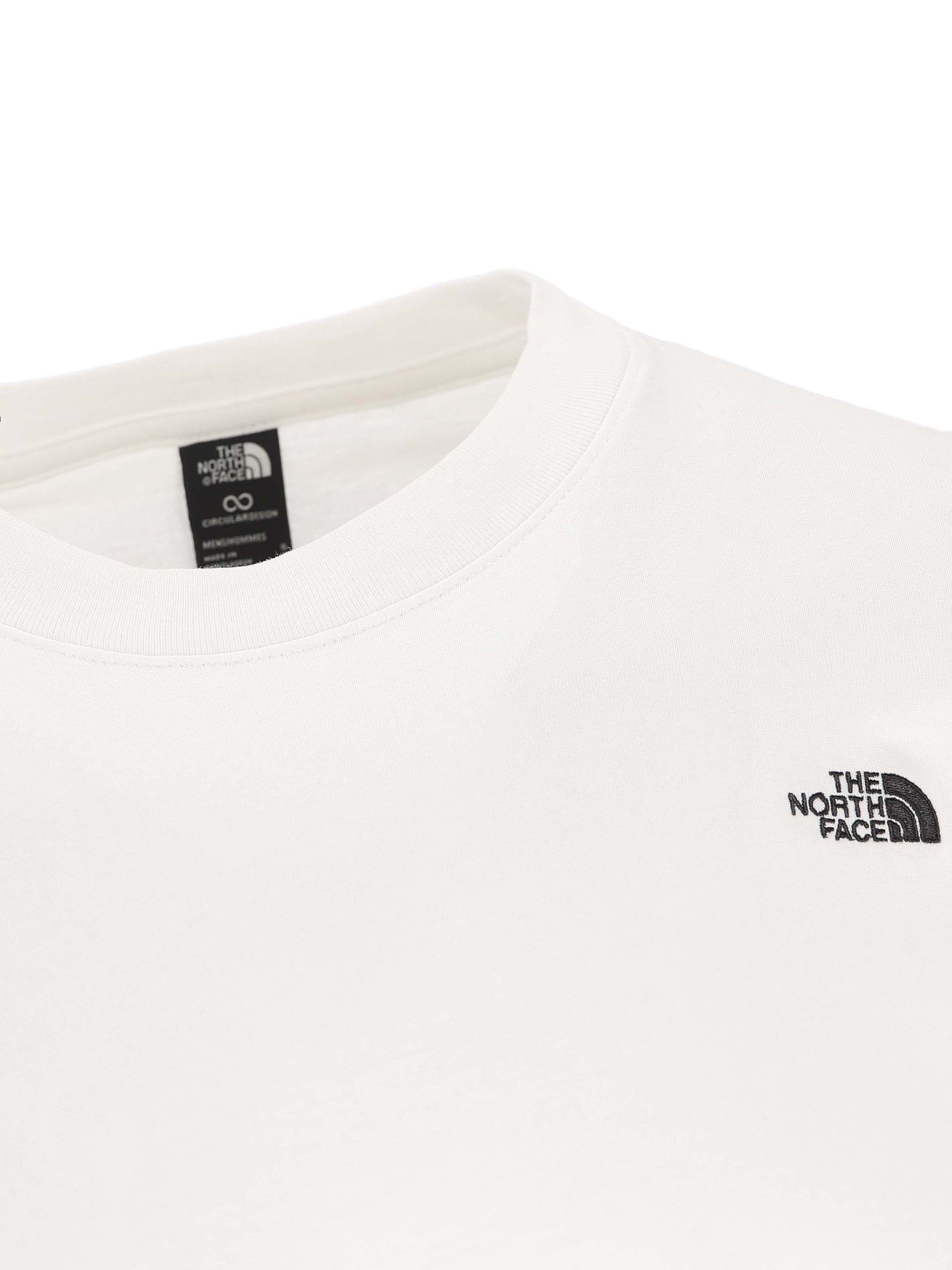 T-Shirt realizzata in cotone. NF0A8EVW FN41 THE NORTH FACE 