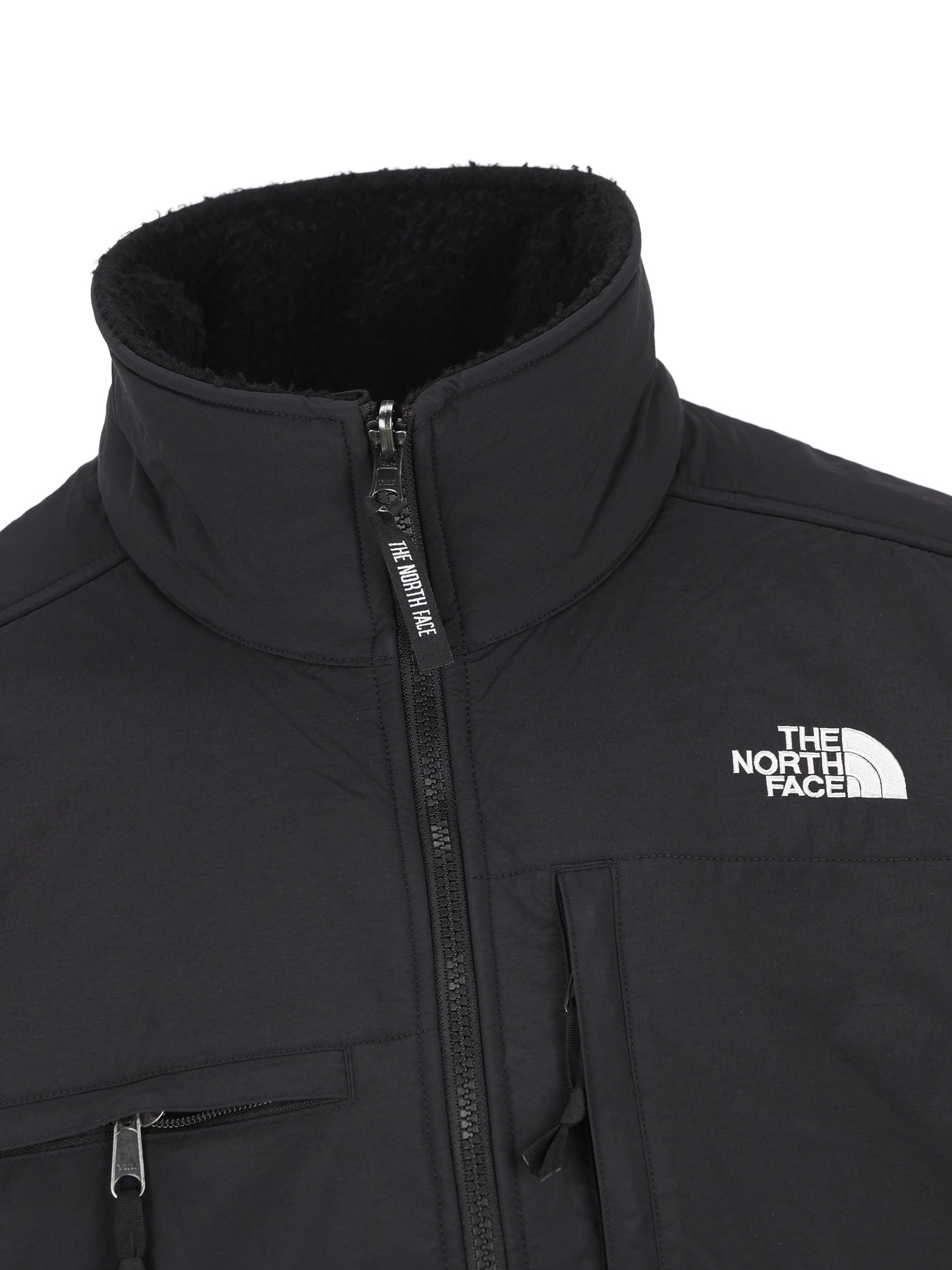 Giacca realizzata in nylon riciclato. NF0A8FH2 JK31 THE NORTH FACE 