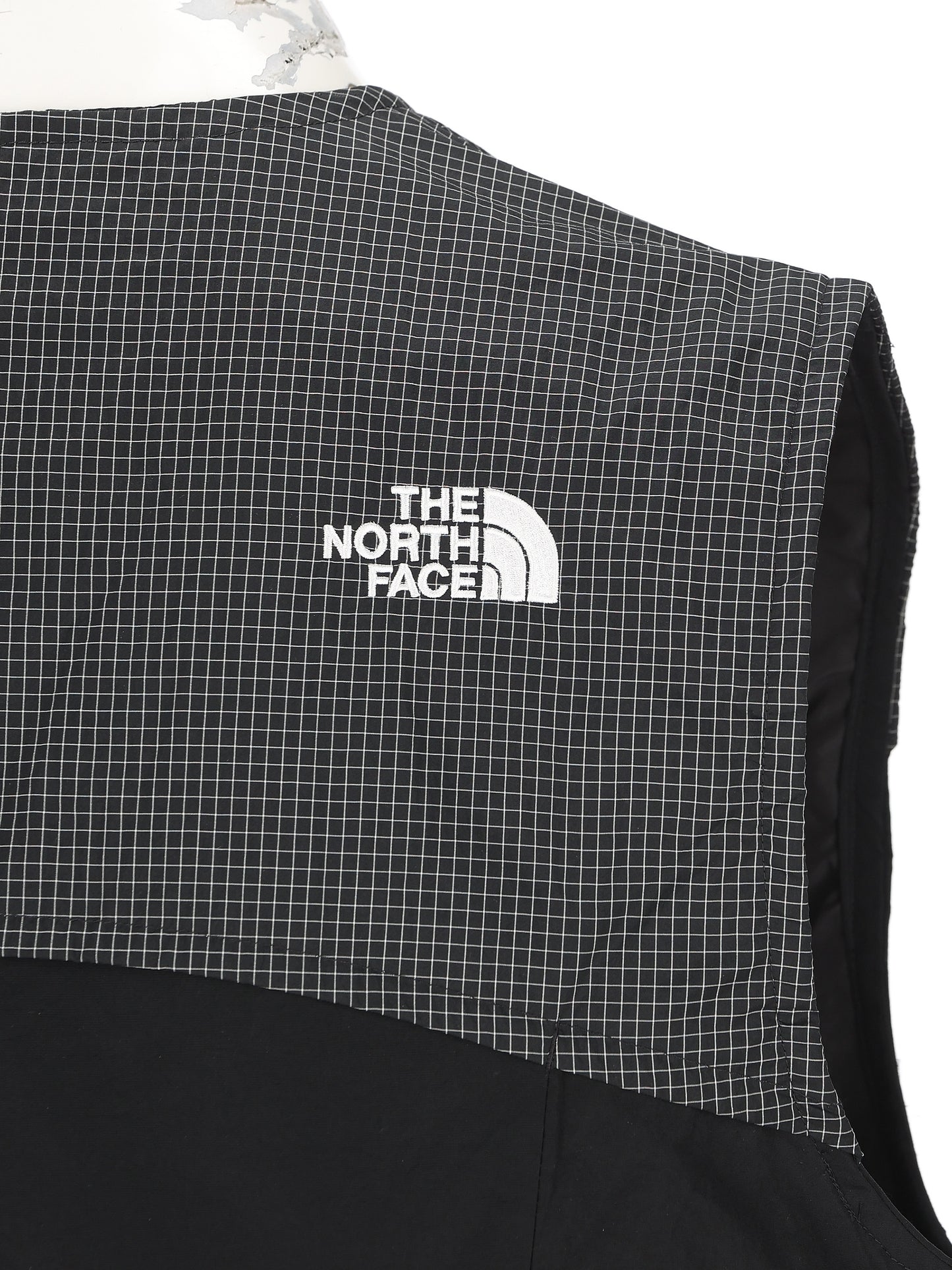 Gilet realizzato in nylon e cotone. NF0A8G92 JK31 THE NORTH FACE 