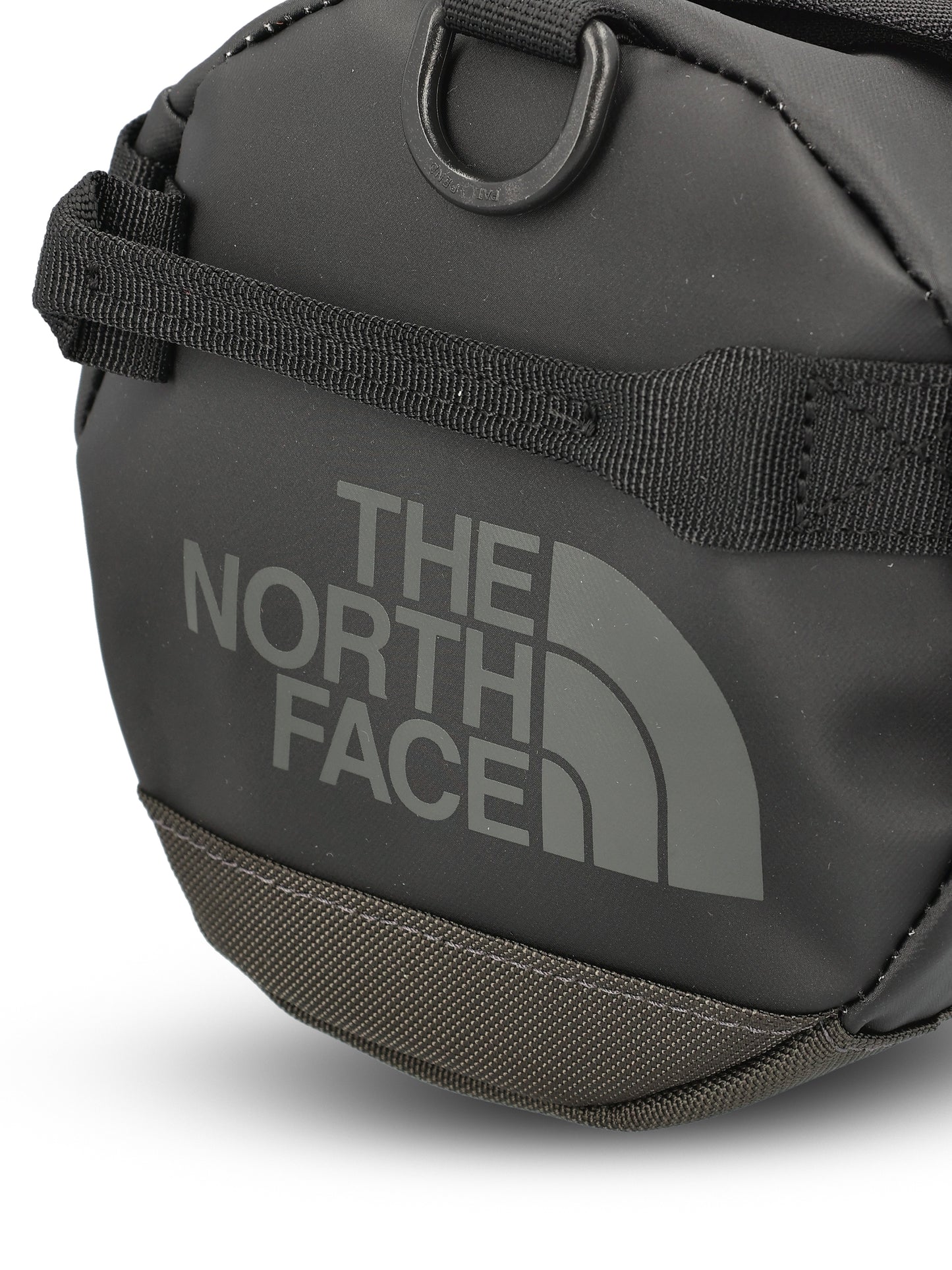 Borsone realizzato in poliestere riciclato. NF0A8GJ8 KT01 THE NORTH FACE 