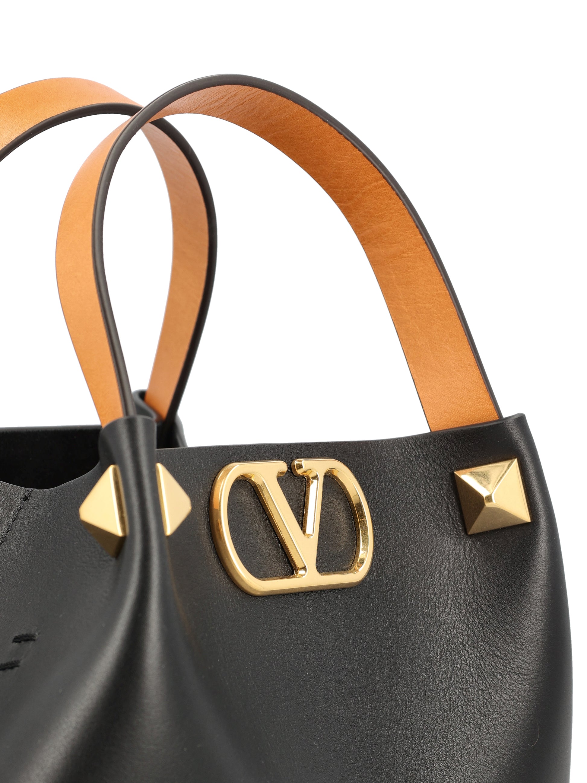 Borsa realizzata in pelle. 8W2B0T02LSX CAG VALENTINO GARAVANI 