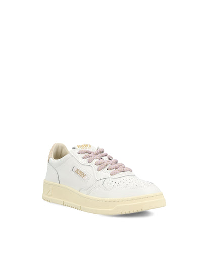 Sneakers realizzate in pelle. AULW SW04 AUTRY 
