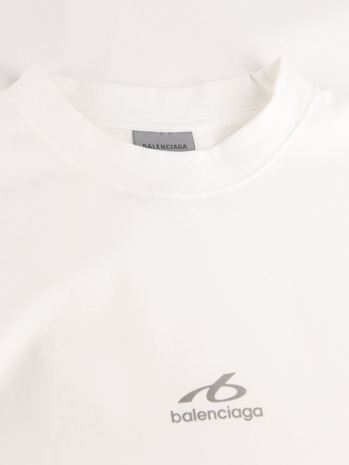 T-Shirt realizzata in cotone 764235 TUVO79000 BALENCIAGA 