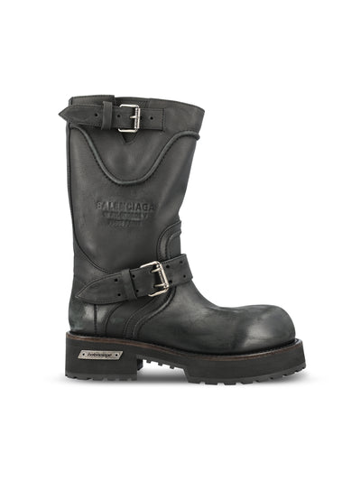 Stivali realizzati in pelle di vitello. 833585 WCAL11080 BALENCIAGA 