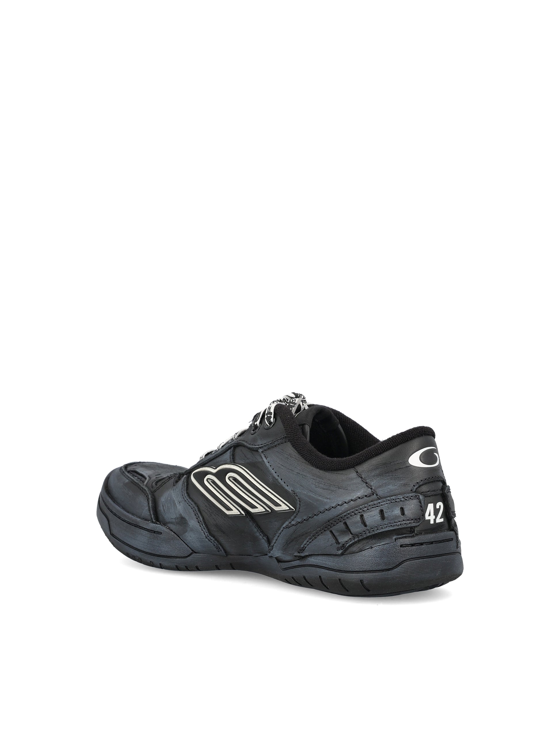 Sneakers realizzate in pelle di vacchetta. 841765 WCURB1000 BALENCIAGA 