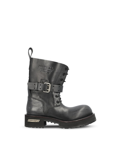 Stivali realizzati in pelle di vitello. 873427 WBEQ41081 BALENCIAGA 