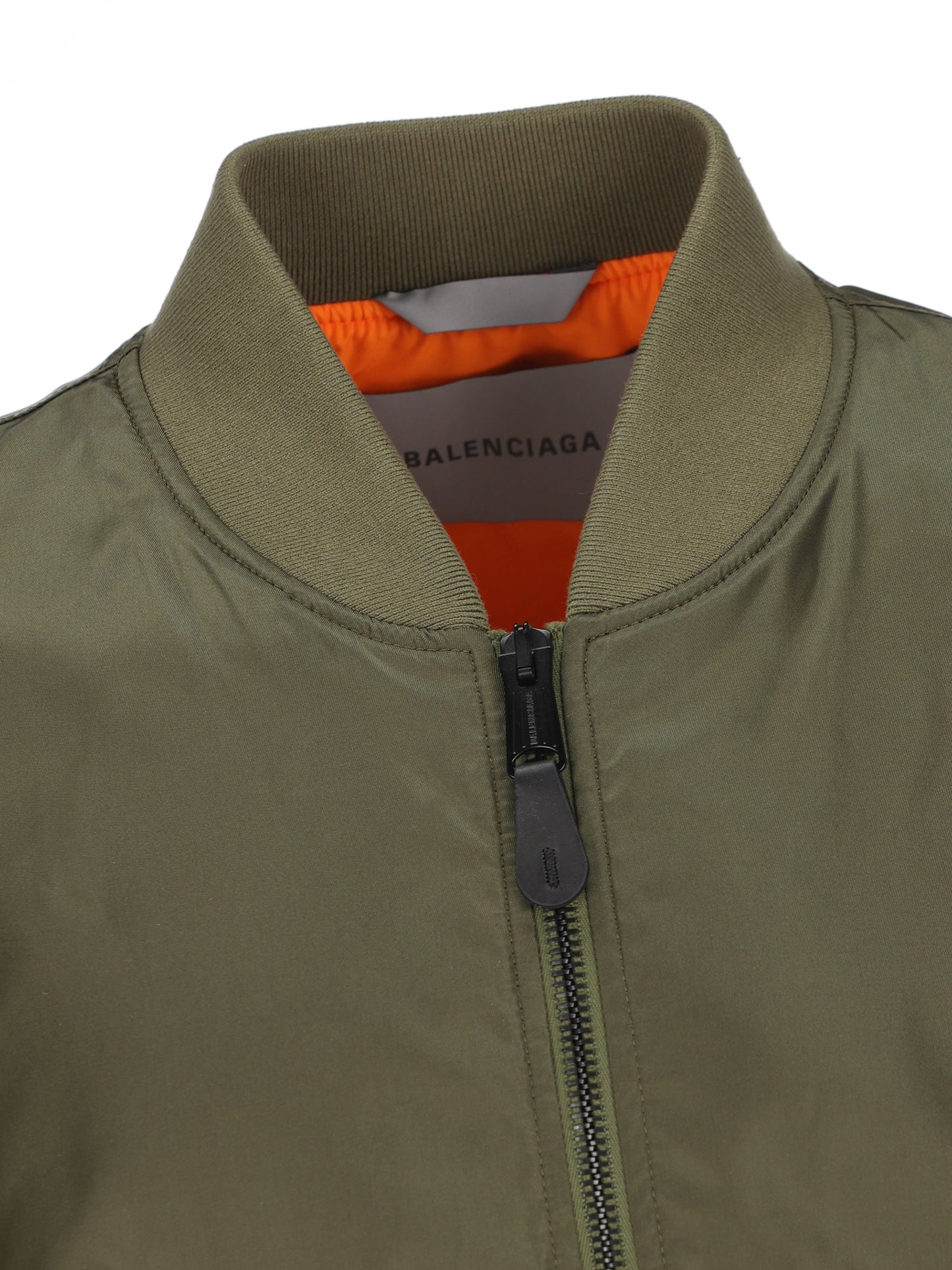 Bomber realizzato in tessuto tecnico. A001YL TUO212840 BALENCIAGA 