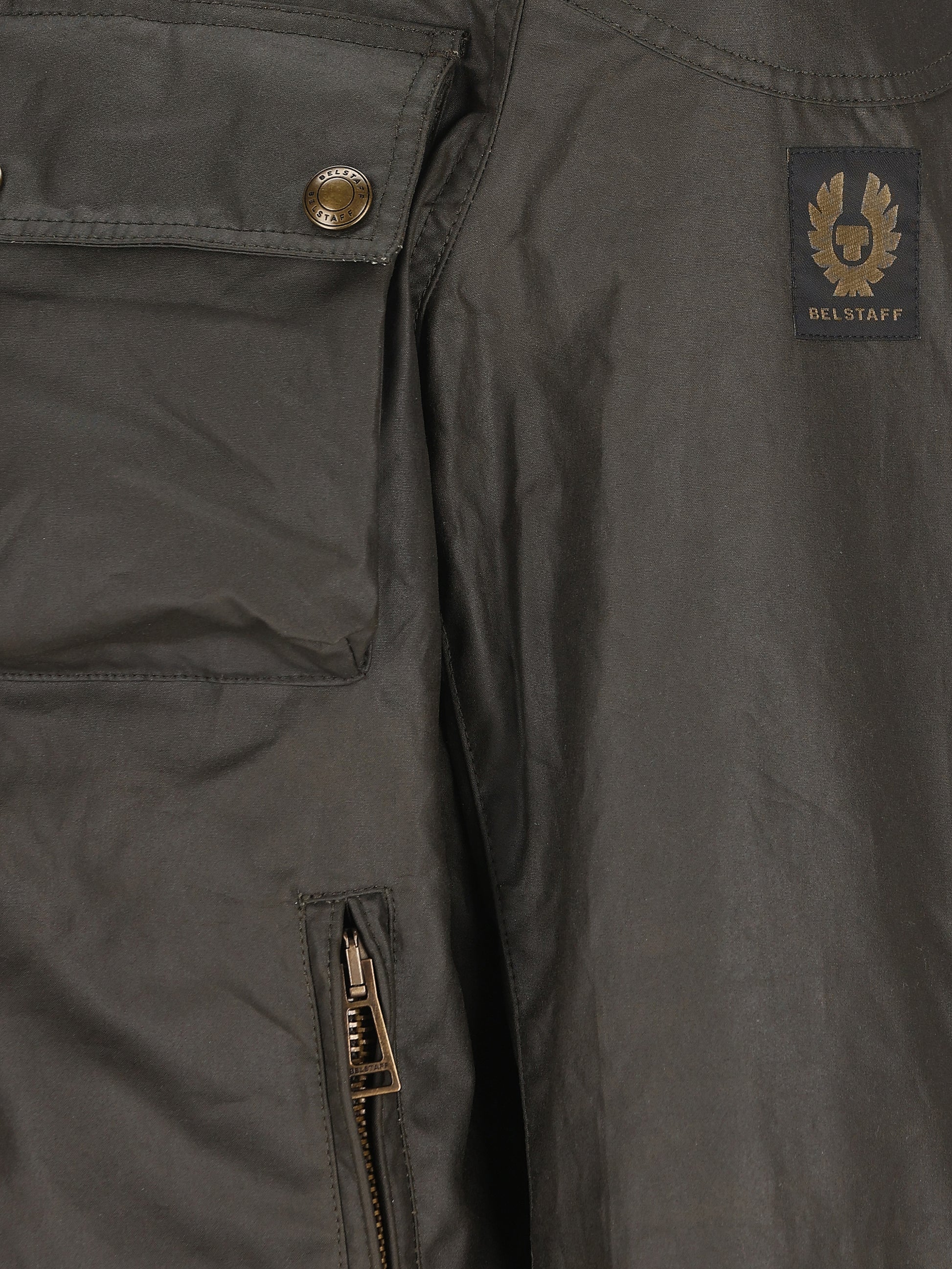 Giacca realizzata in cotone cerato. 105306 FDOL BELSTAFF 