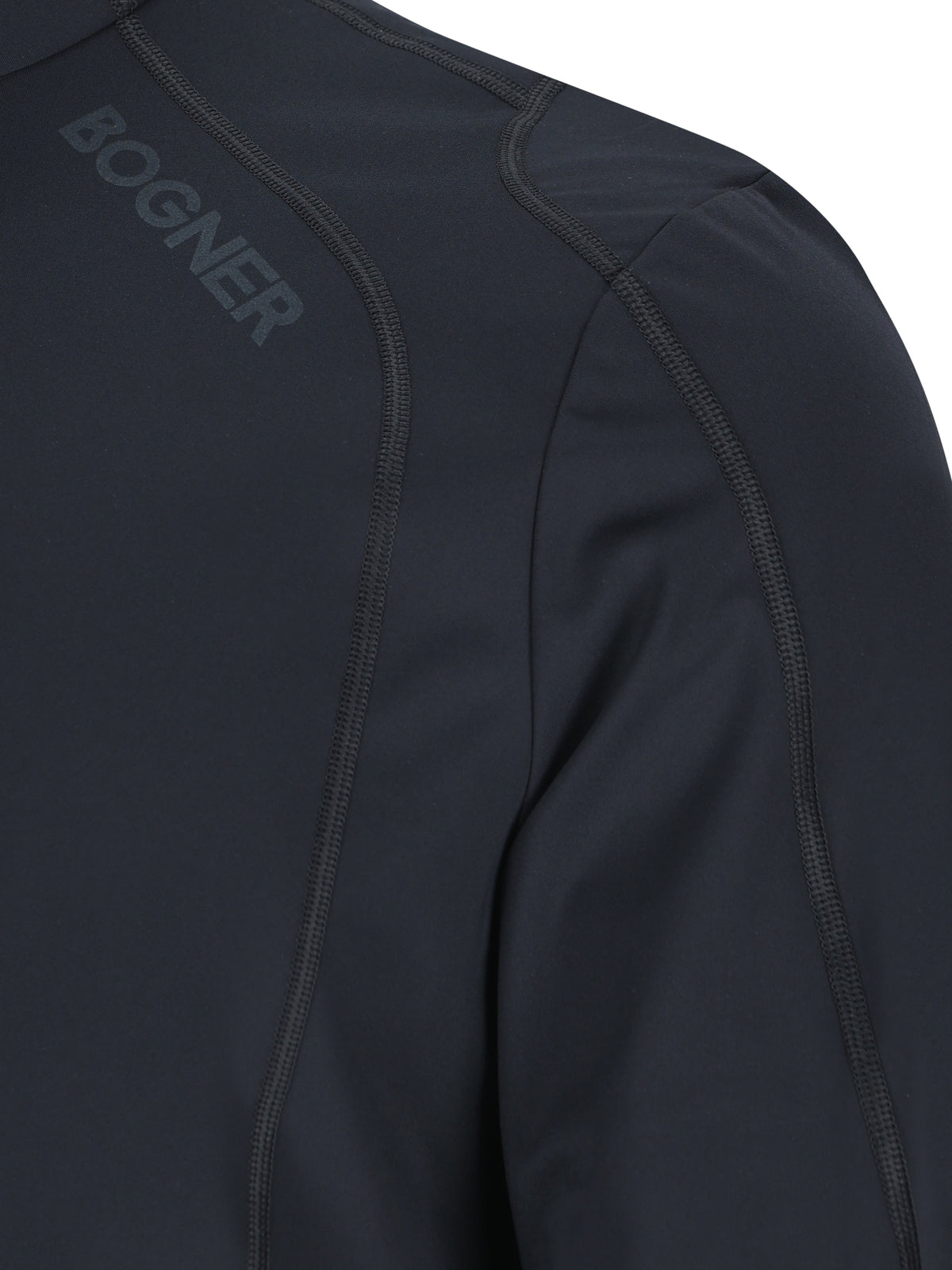 Primo strato realizzato in poliammide. 51012261 026 BOGNER 