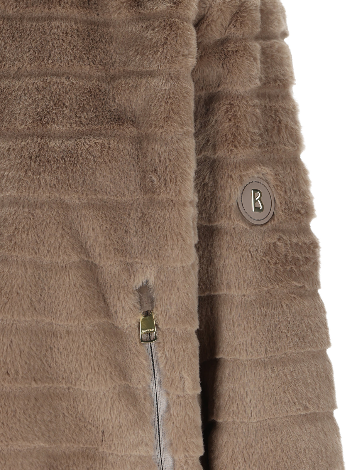 Giacca in pelliccia sintetica. 81631241 850 BOGNER 