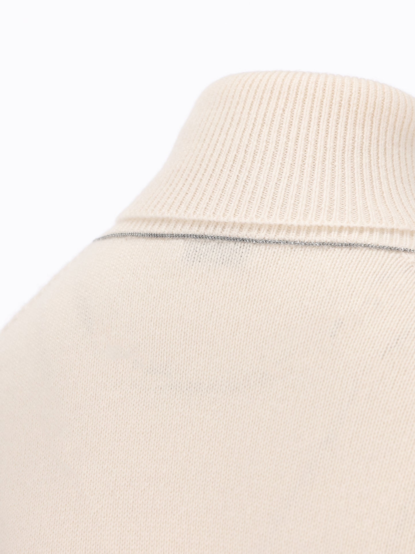 Maglia realizzata in cashmere. M12744403 C2832 BRUNELLO CUCINELLI 