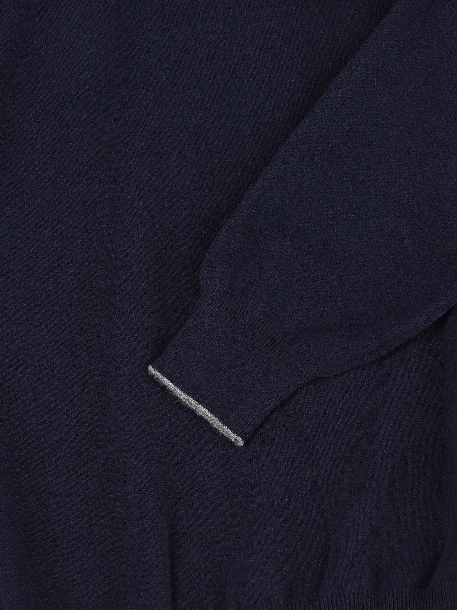 Maglia realizzata in cashmere. M2200103 CW425 BRUNELLO CUCINELLI 
