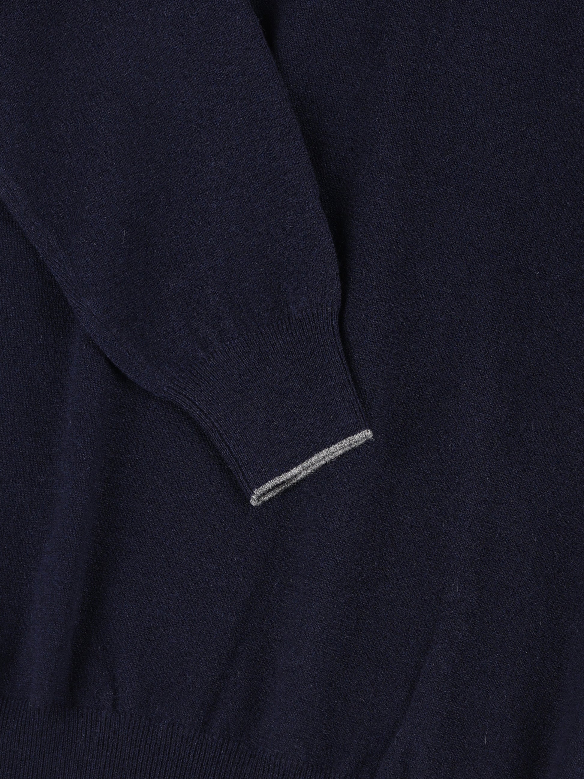 Polo in cashmere. M2200295 CW425 BRUNELLO CUCINELLI 