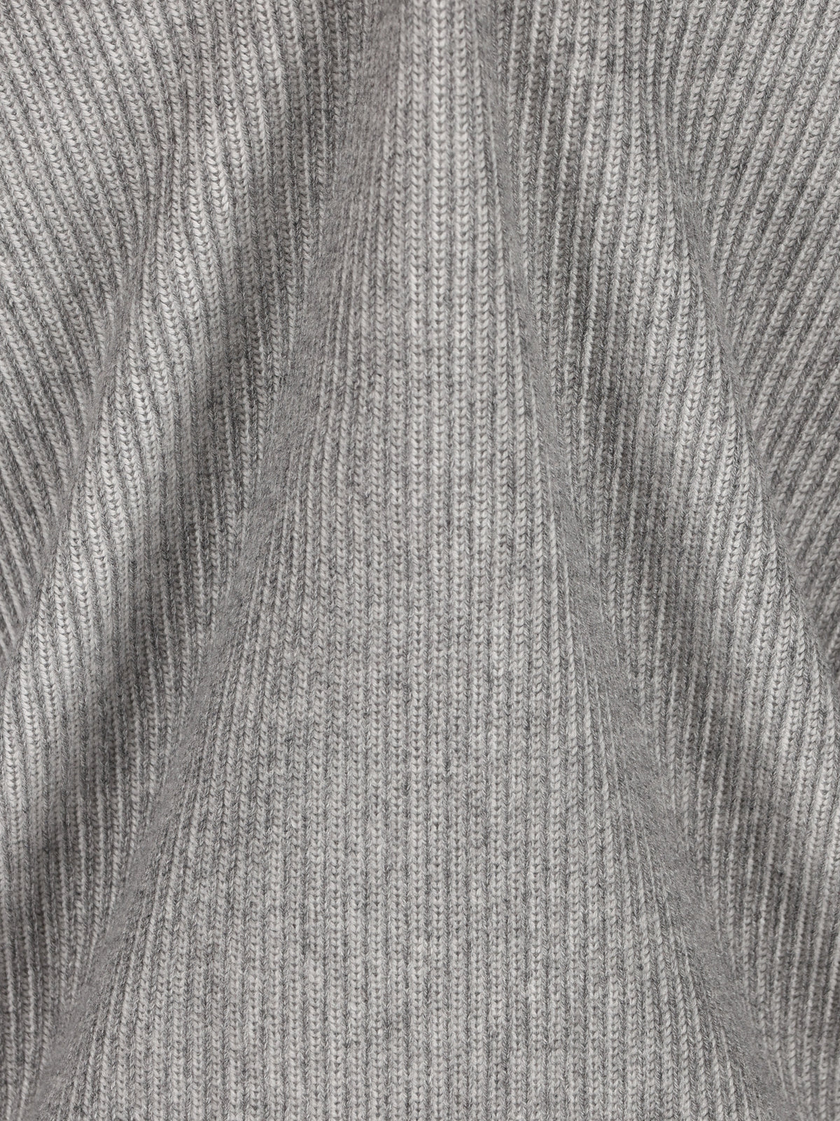 Maglia realizzata in cashmere. M22700500 CQ543 BRUNELLO CUCINELLI 