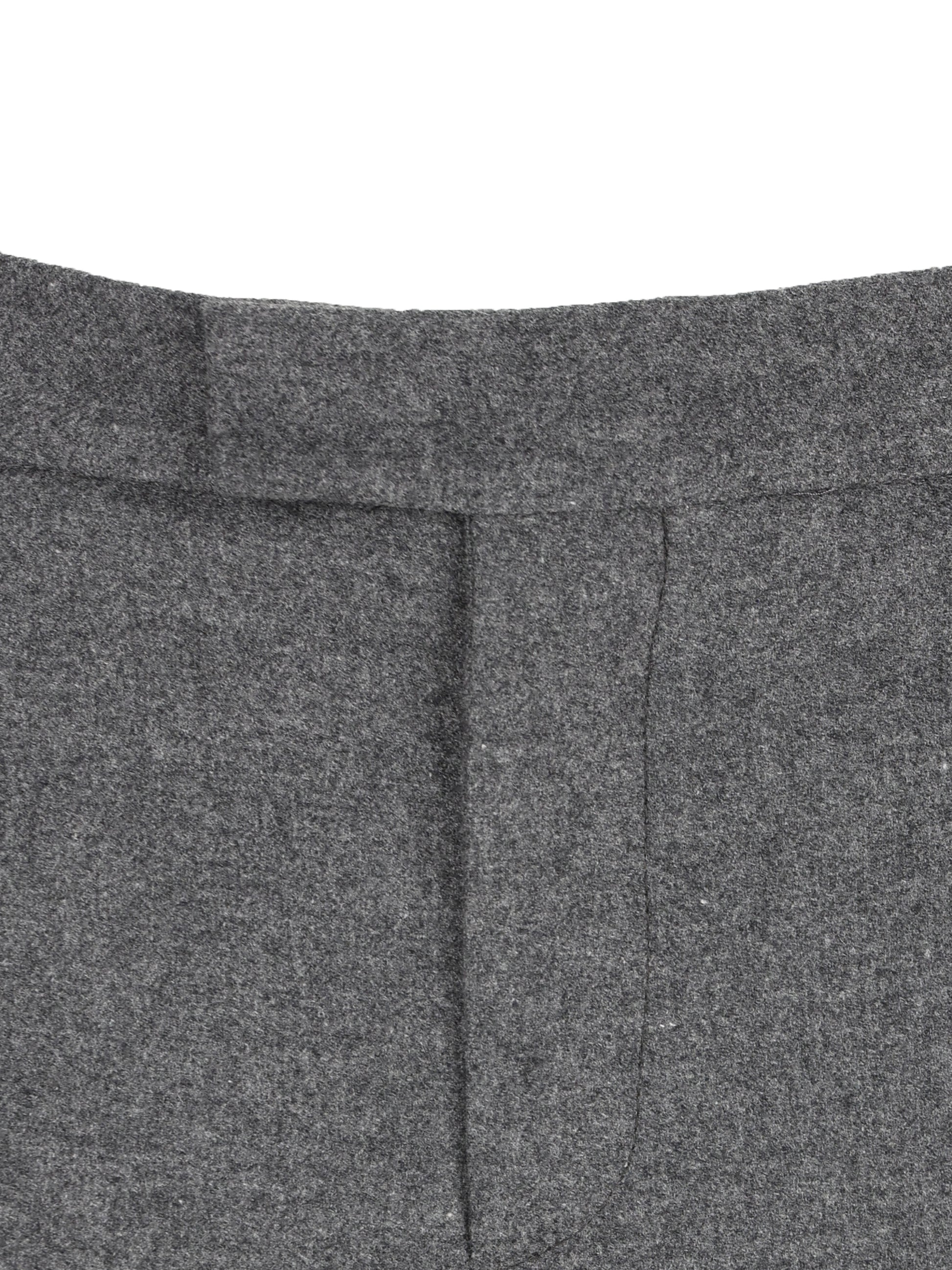 Pantaloni realizzati in lana vergine. MB162P9358 C032 BRUNELLO CUCINELLI 