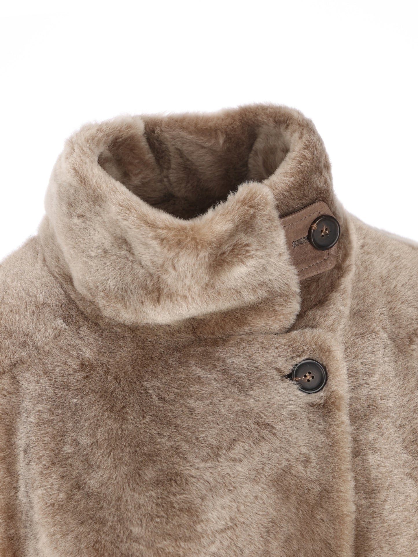 Cappotto realizzato in pelliccia. MPMRA9794 C9807 BRUNELLO CUCINELLI 