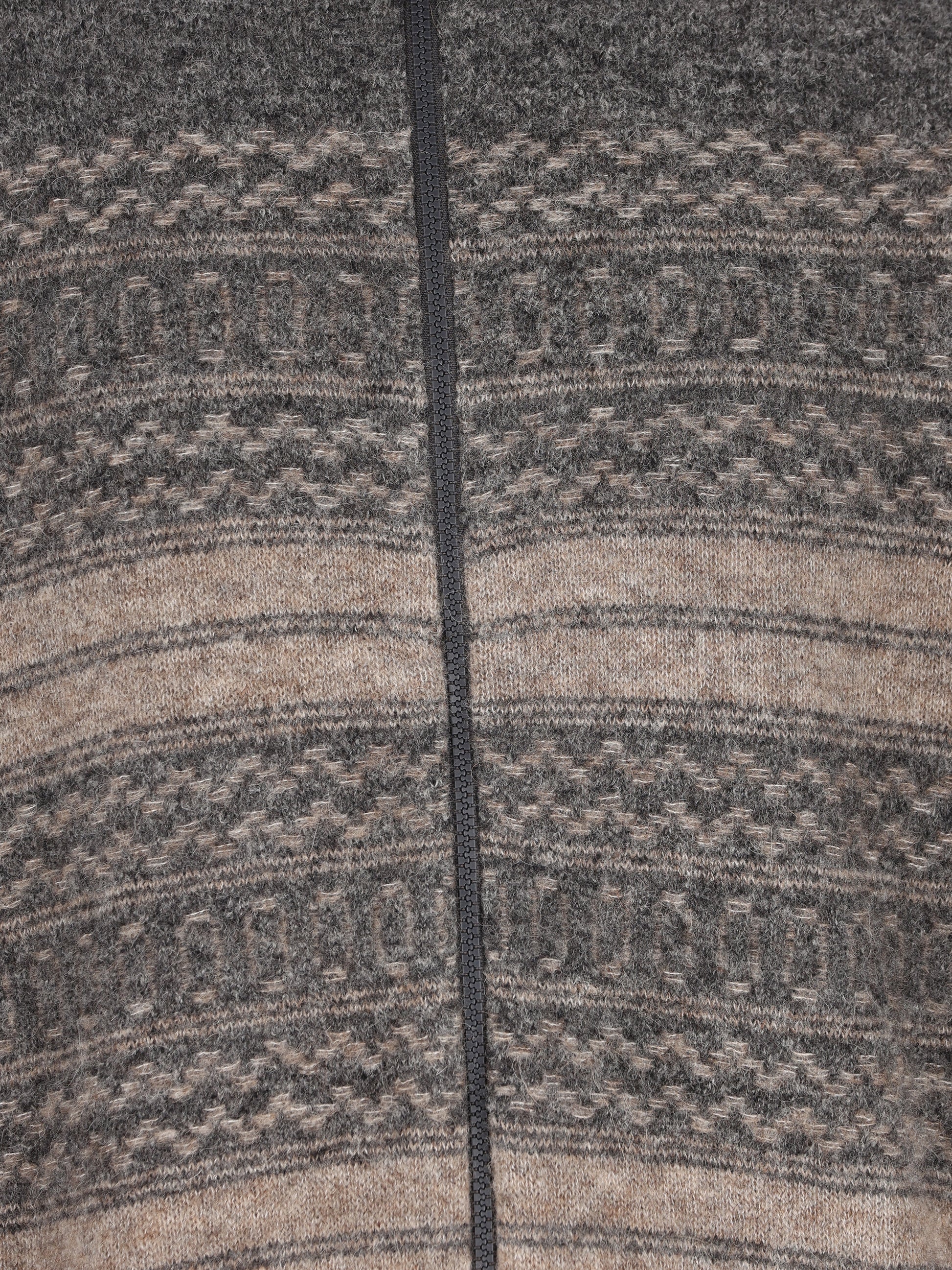 Cardigan realizzato in misto alpaca. MTF710016 CTR58 BRUNELLO CUCINELLI 